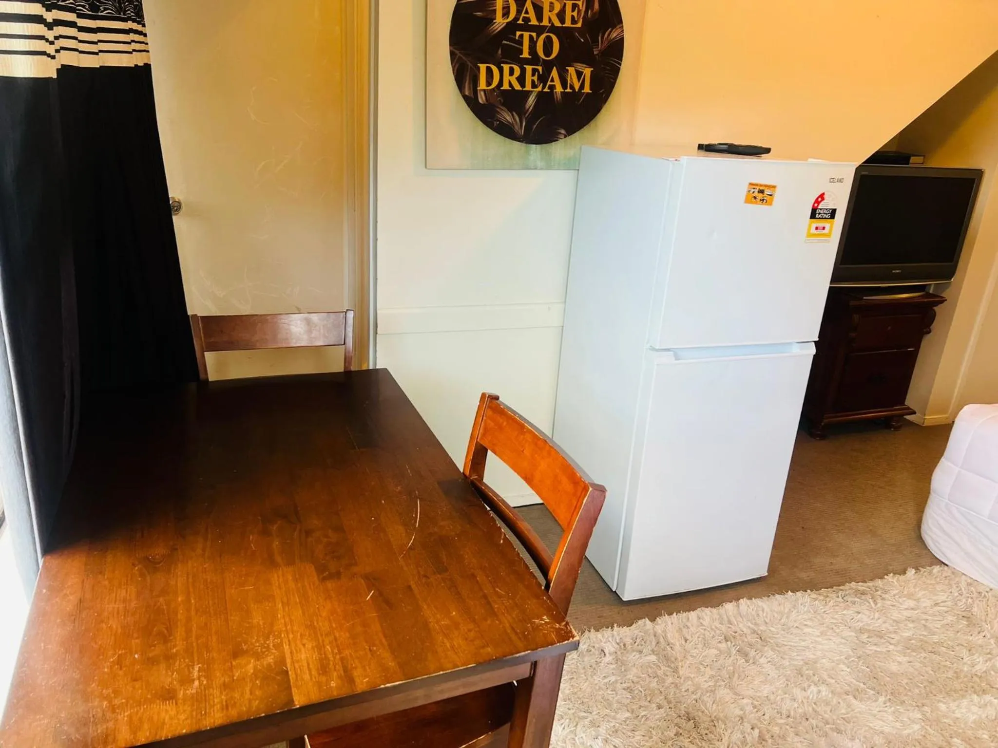 Dining area in Monument Motor Lodge Papakura