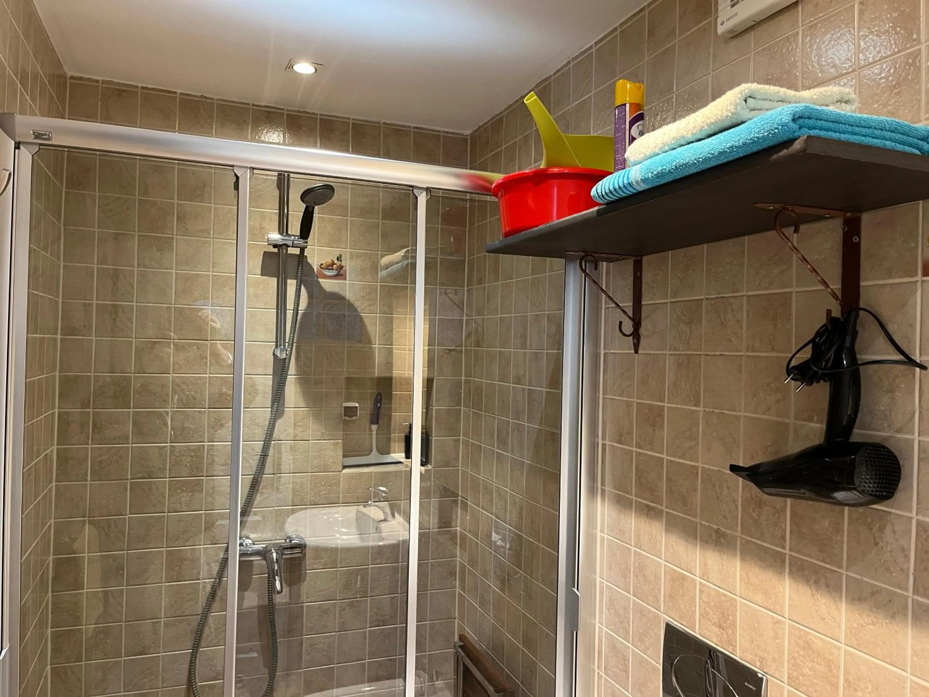 Home in Krakow Silvio's Apartments