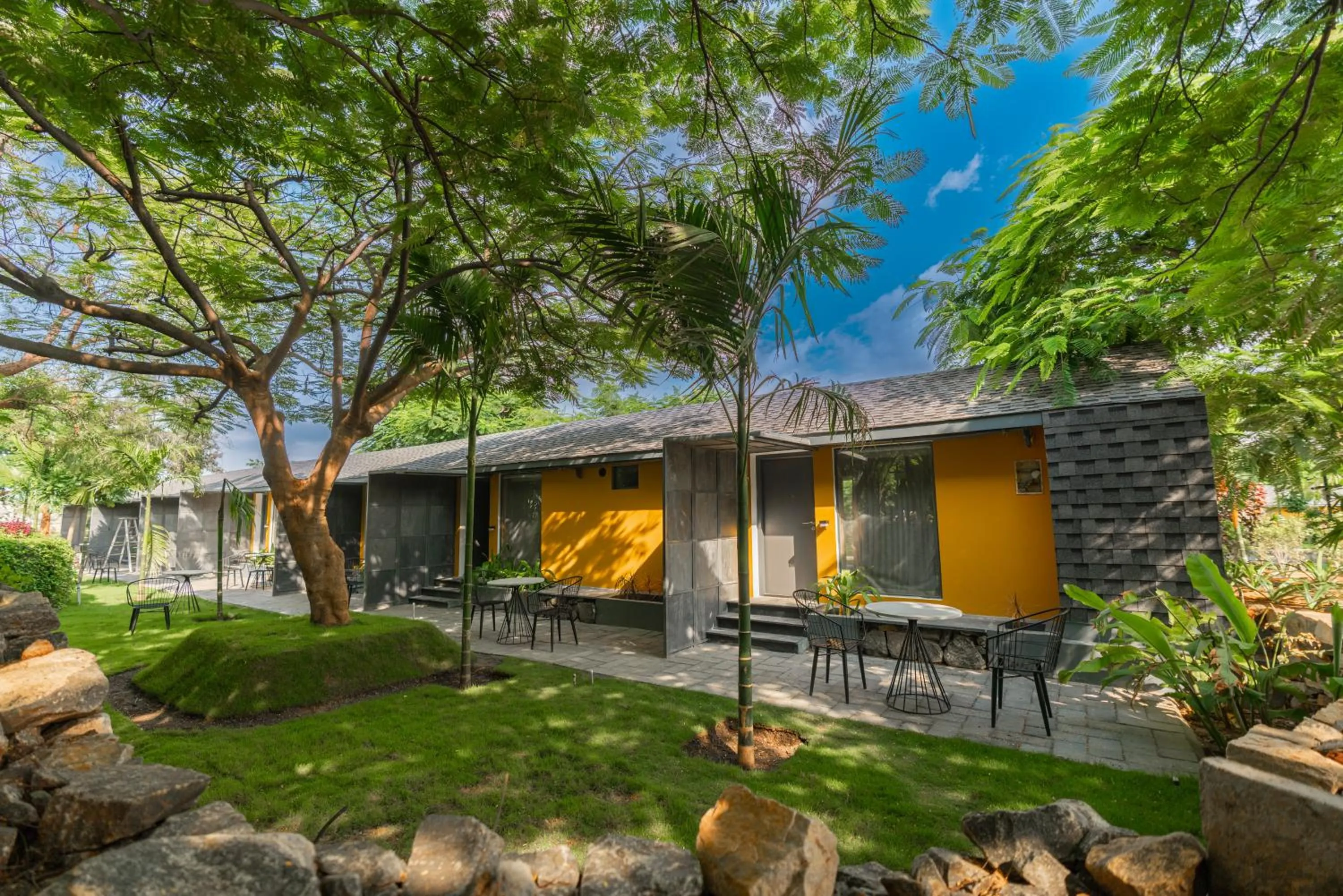 Garden view in DARZA LUXURY RESORTs