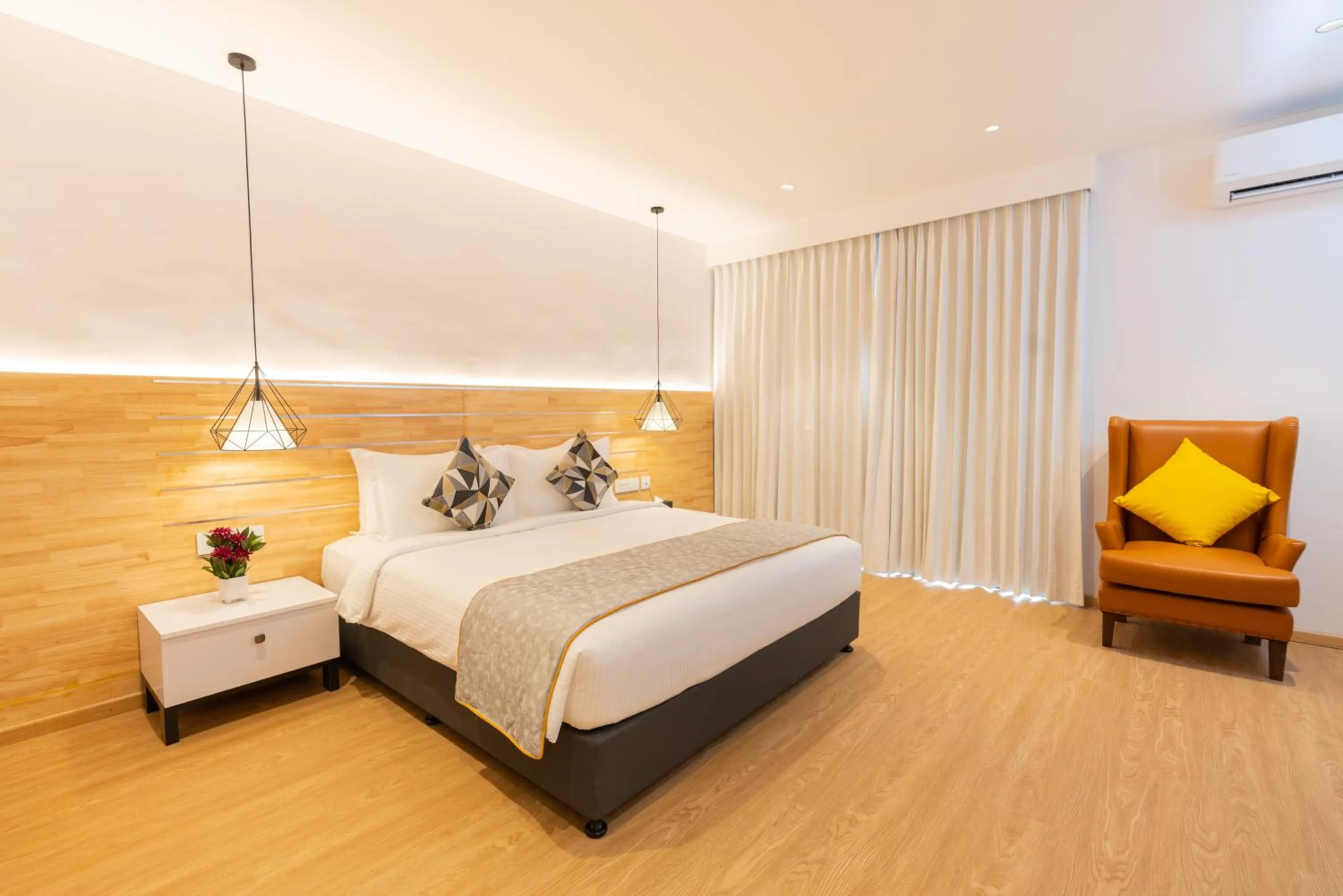 Bed in DARZA LUXURY RESORTs