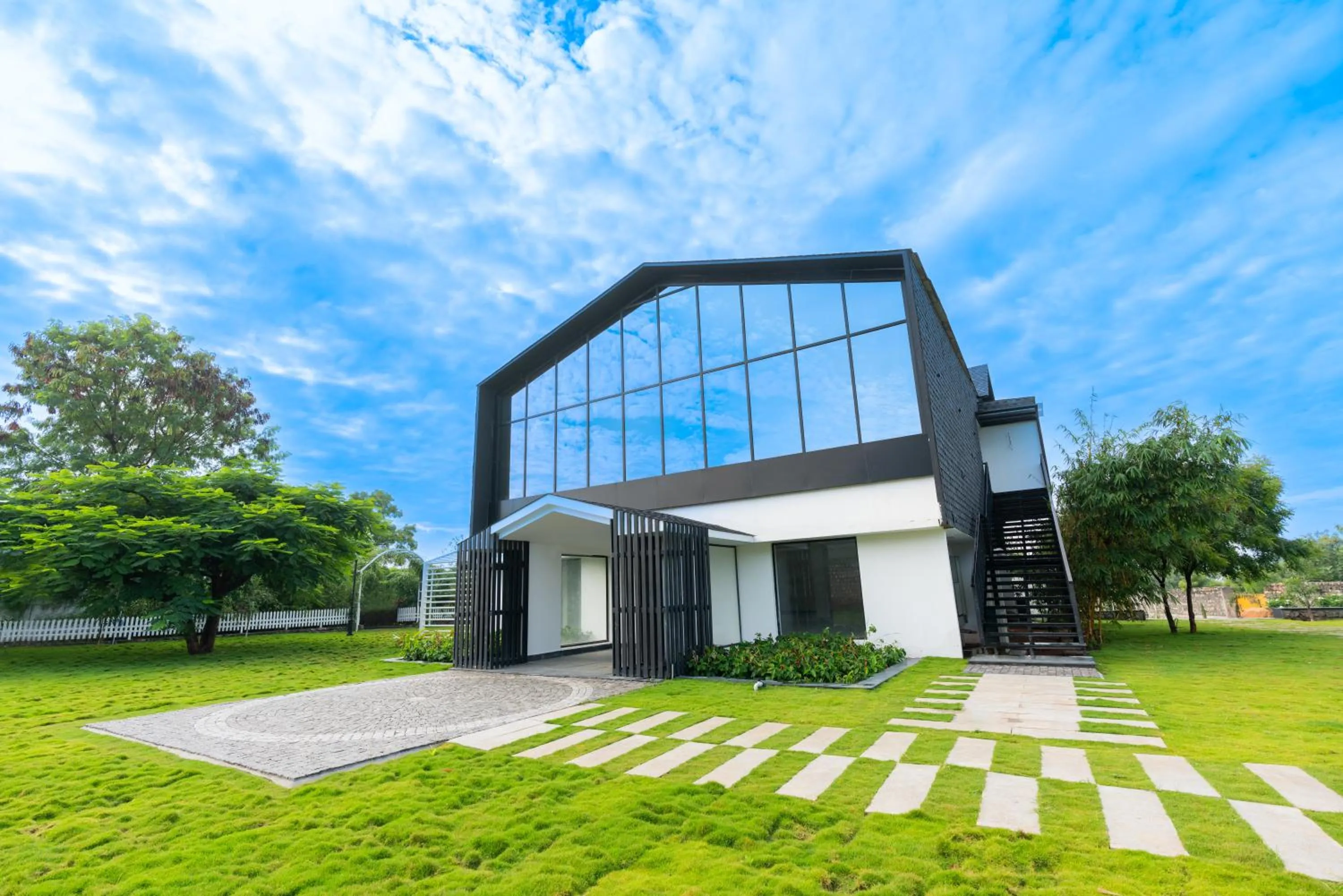 Property building in DARZA LUXURY RESORTs