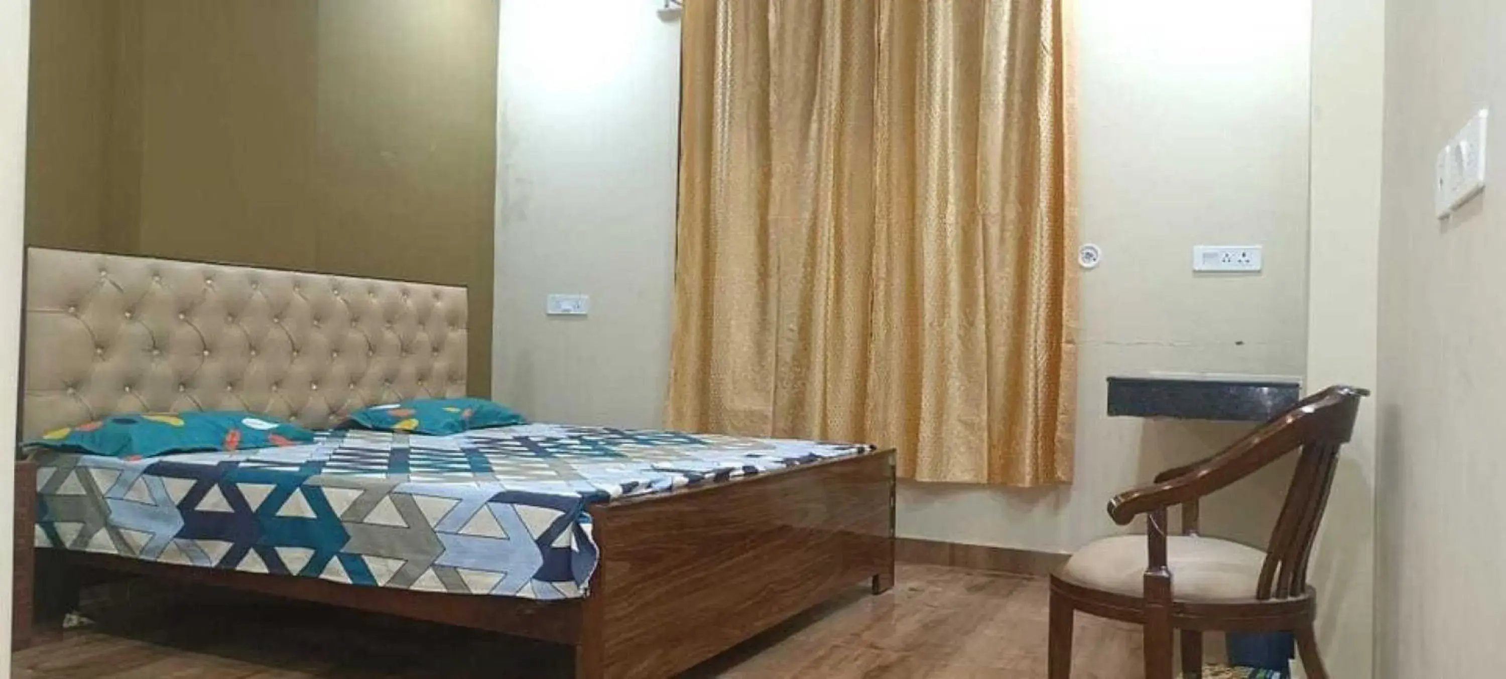 Hotel O Sky Hills Near Chaudhary Charan Singh International Airport Hotel O Sky Hills Near Chaudhary Charan Singh International Airport