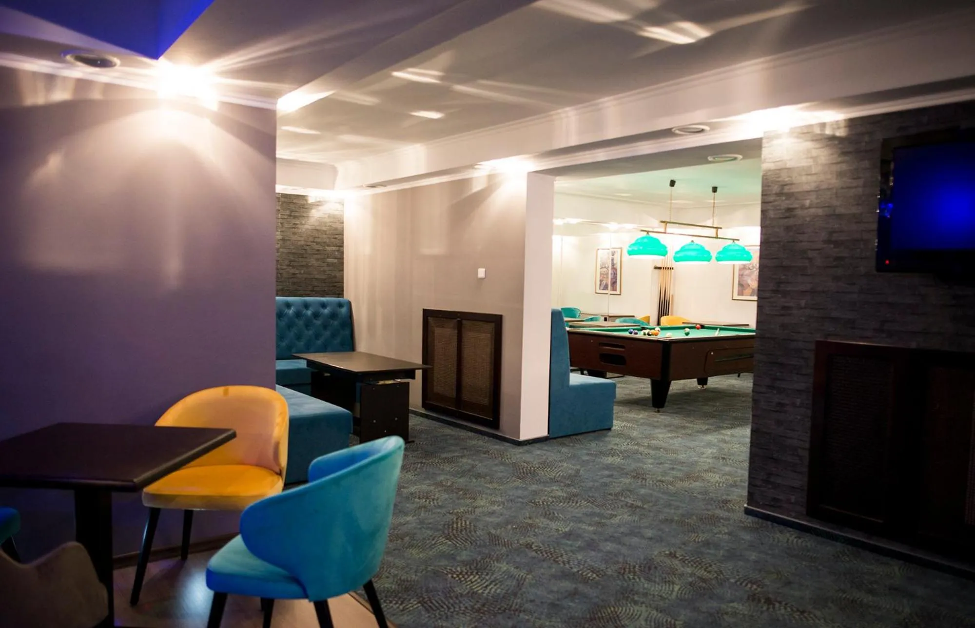 Evening entertainment in Hotel Renusz