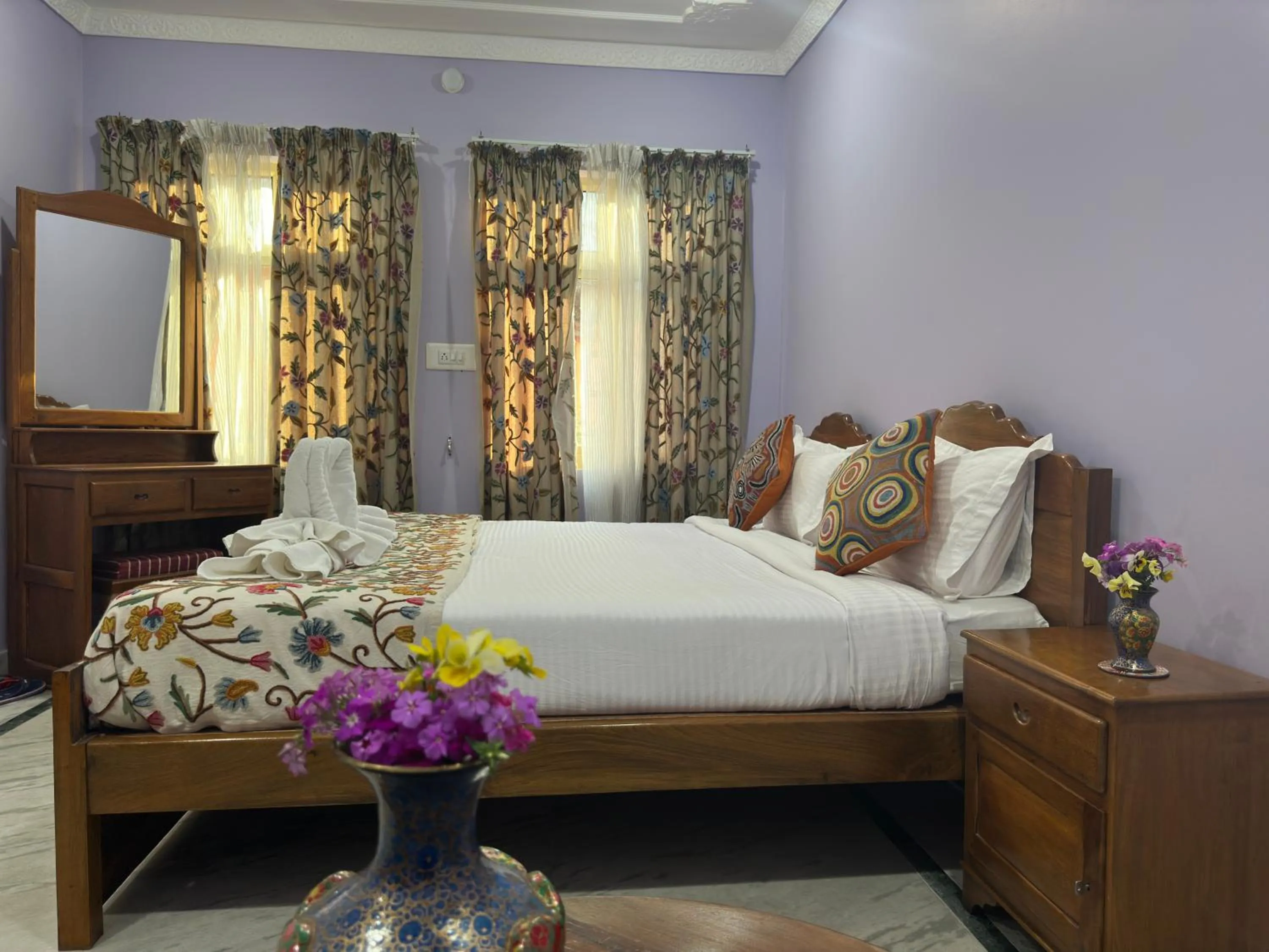Bed in Jan Mahal