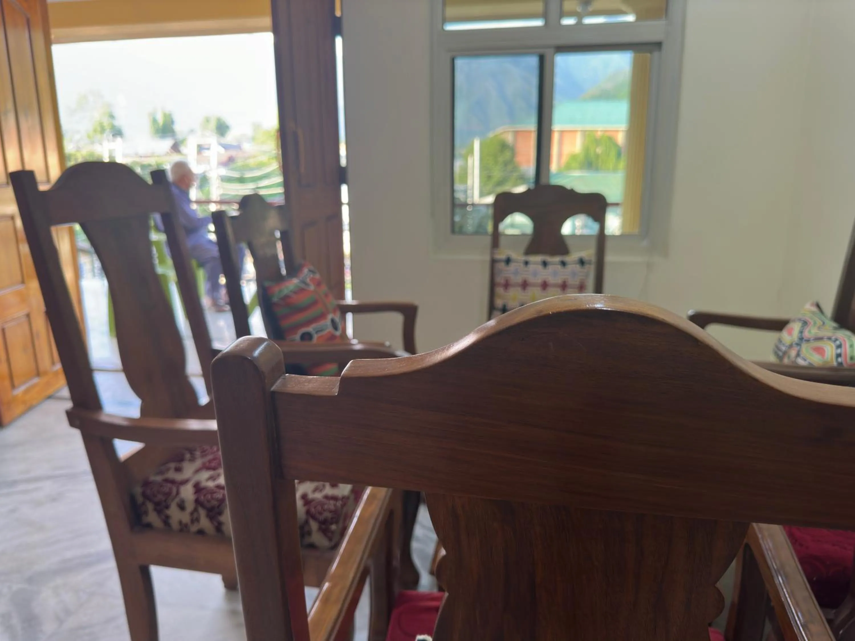 Restaurant/places to eat in Jan Mahal