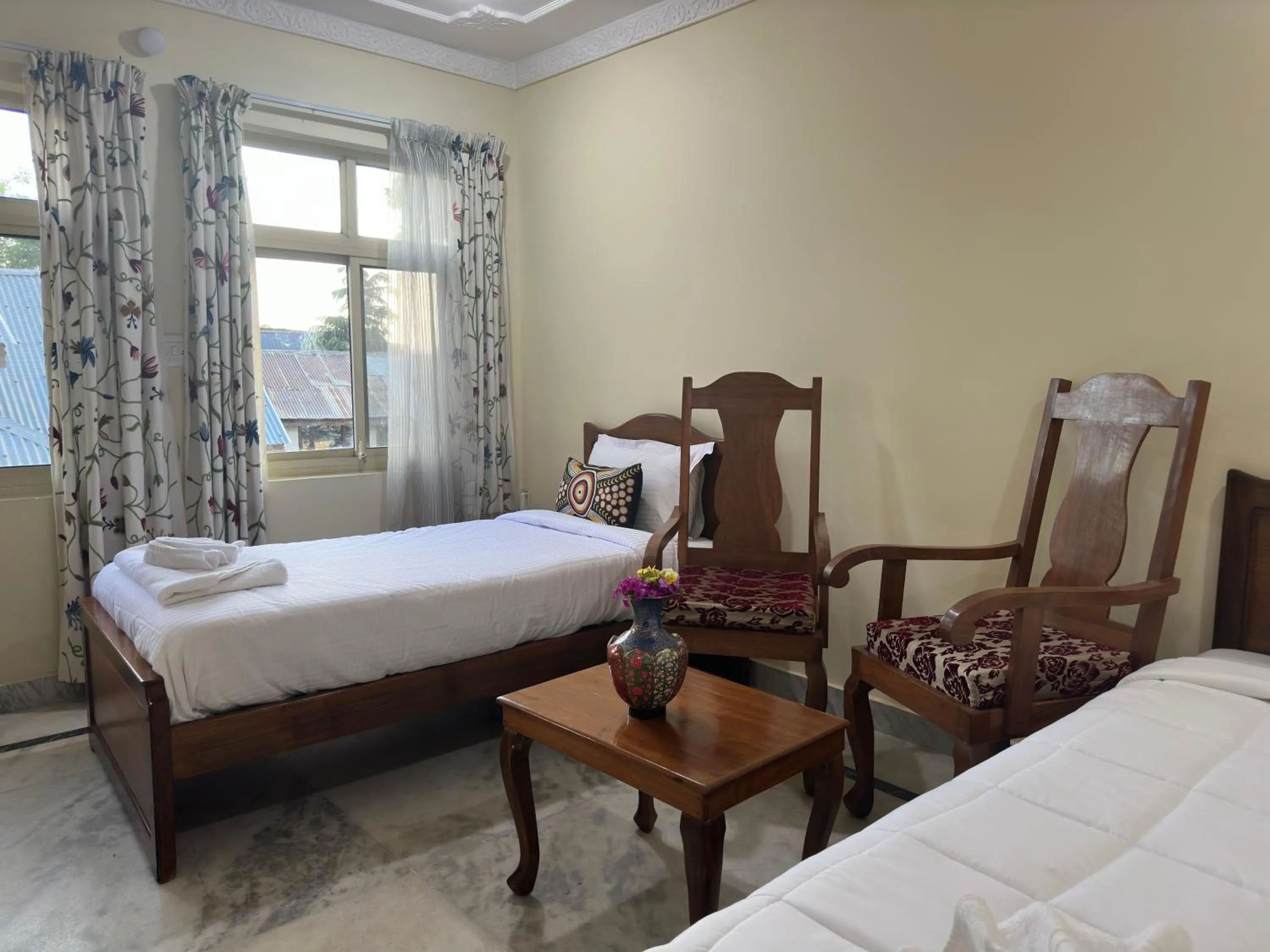 Bed in Jan Mahal