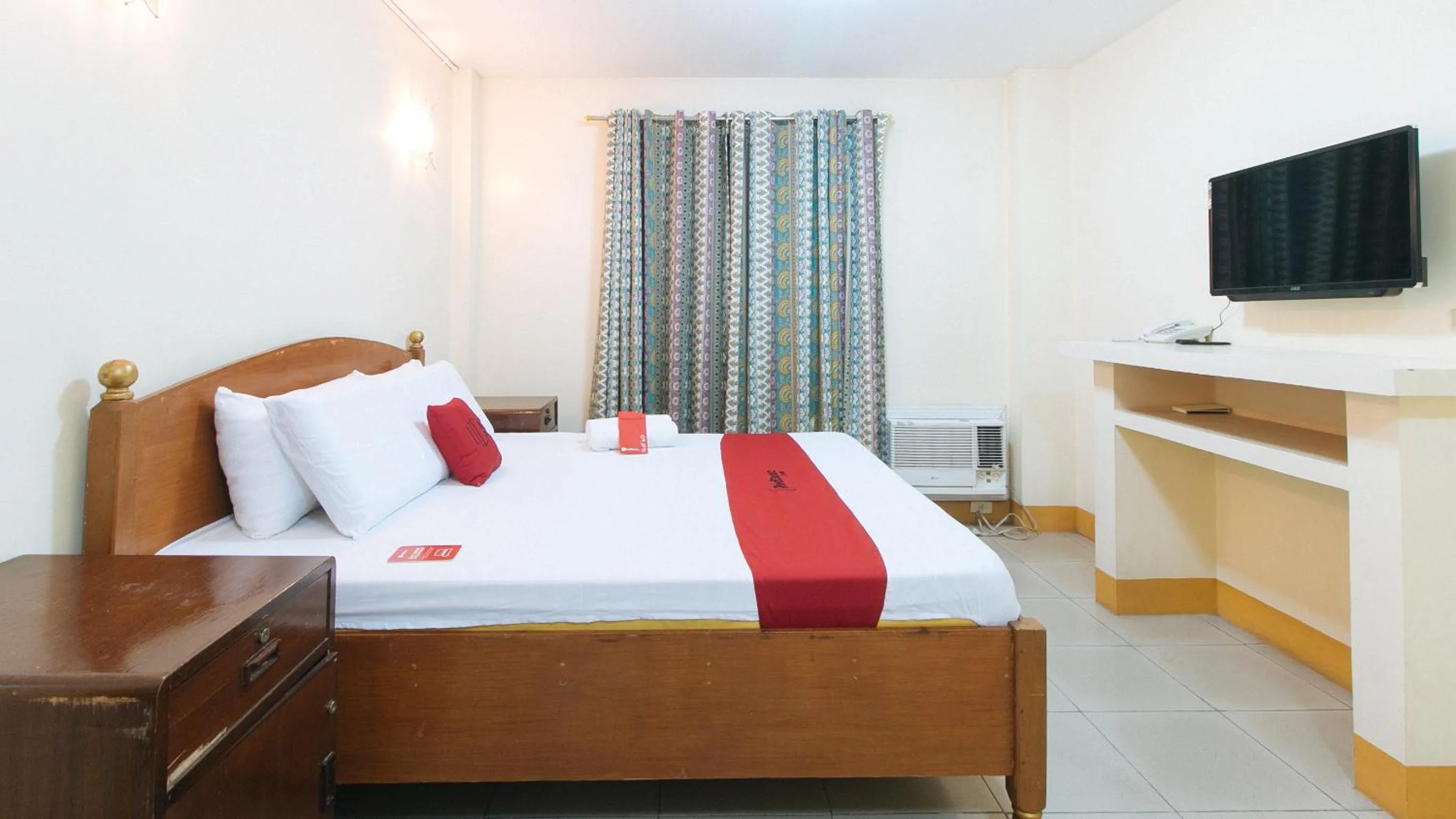 Bed in RedDoorz @ Golden Park Inn La Union