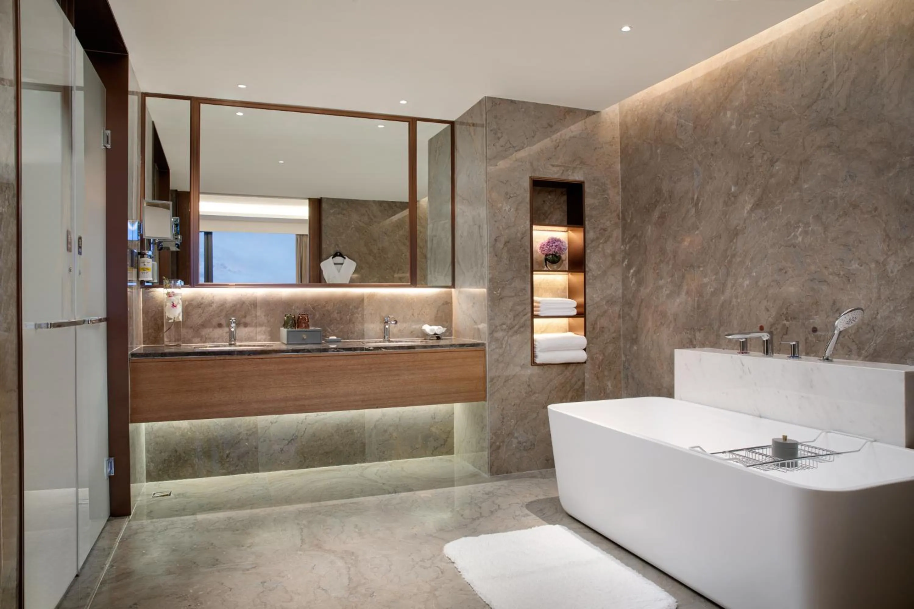 Bath in Pullman Yuxi