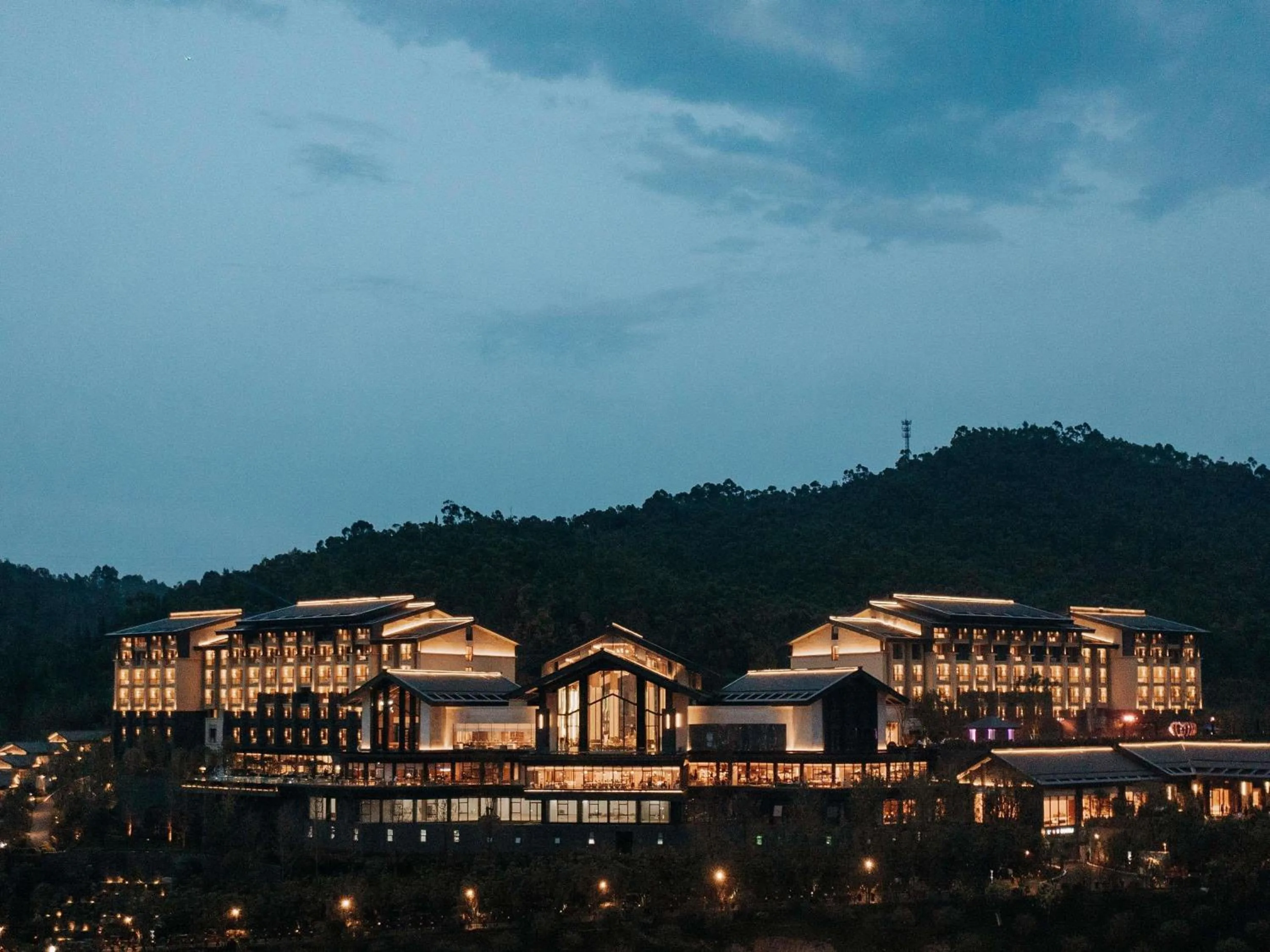 Property building in Pullman Yuxi