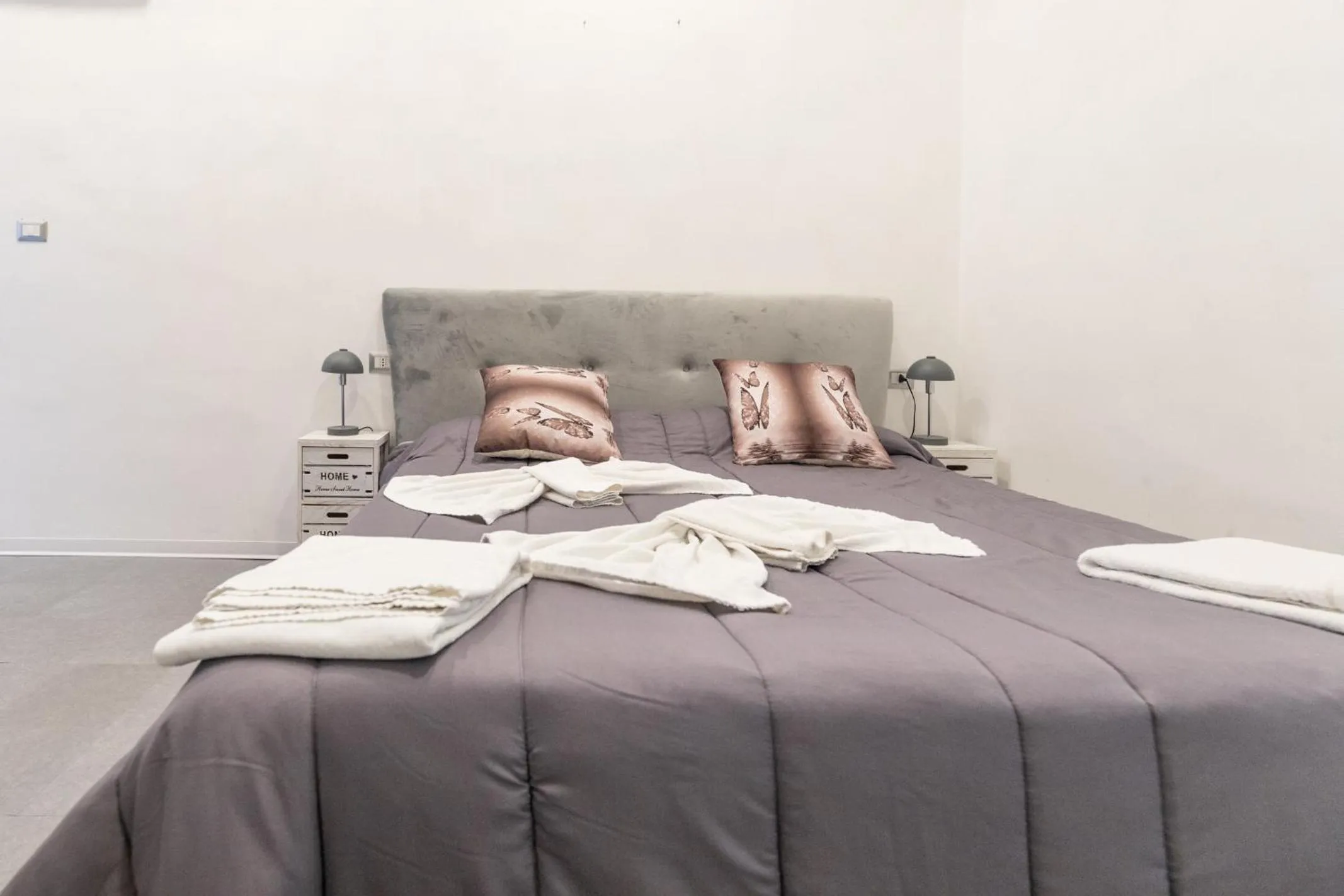 Bedroom, Bed in MADB&B