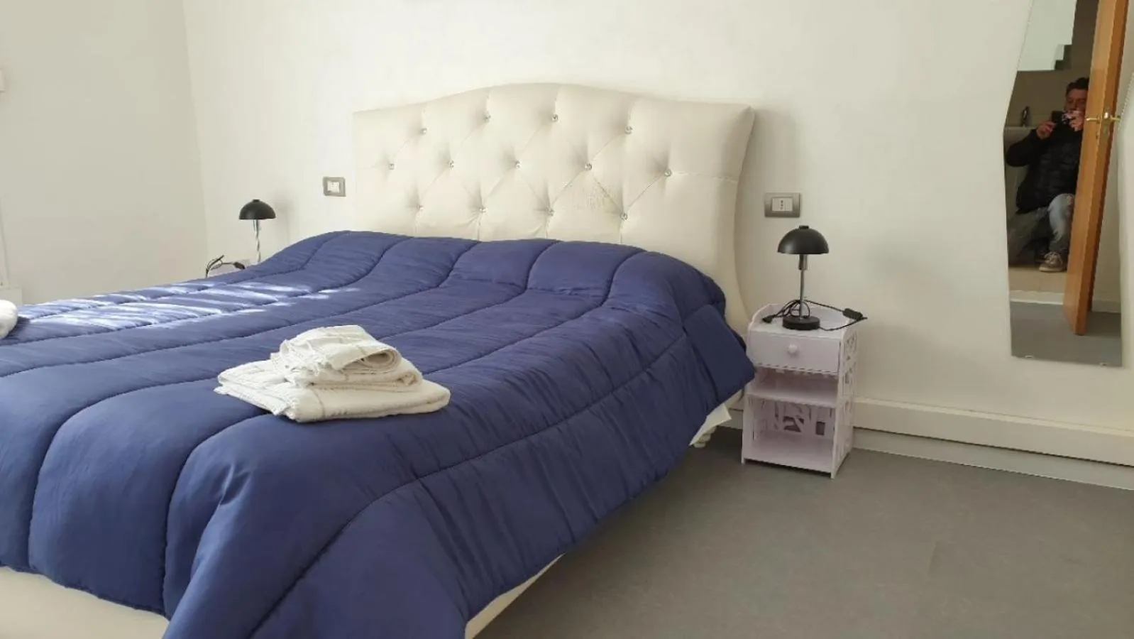 Bedroom, Bed in MADB&B