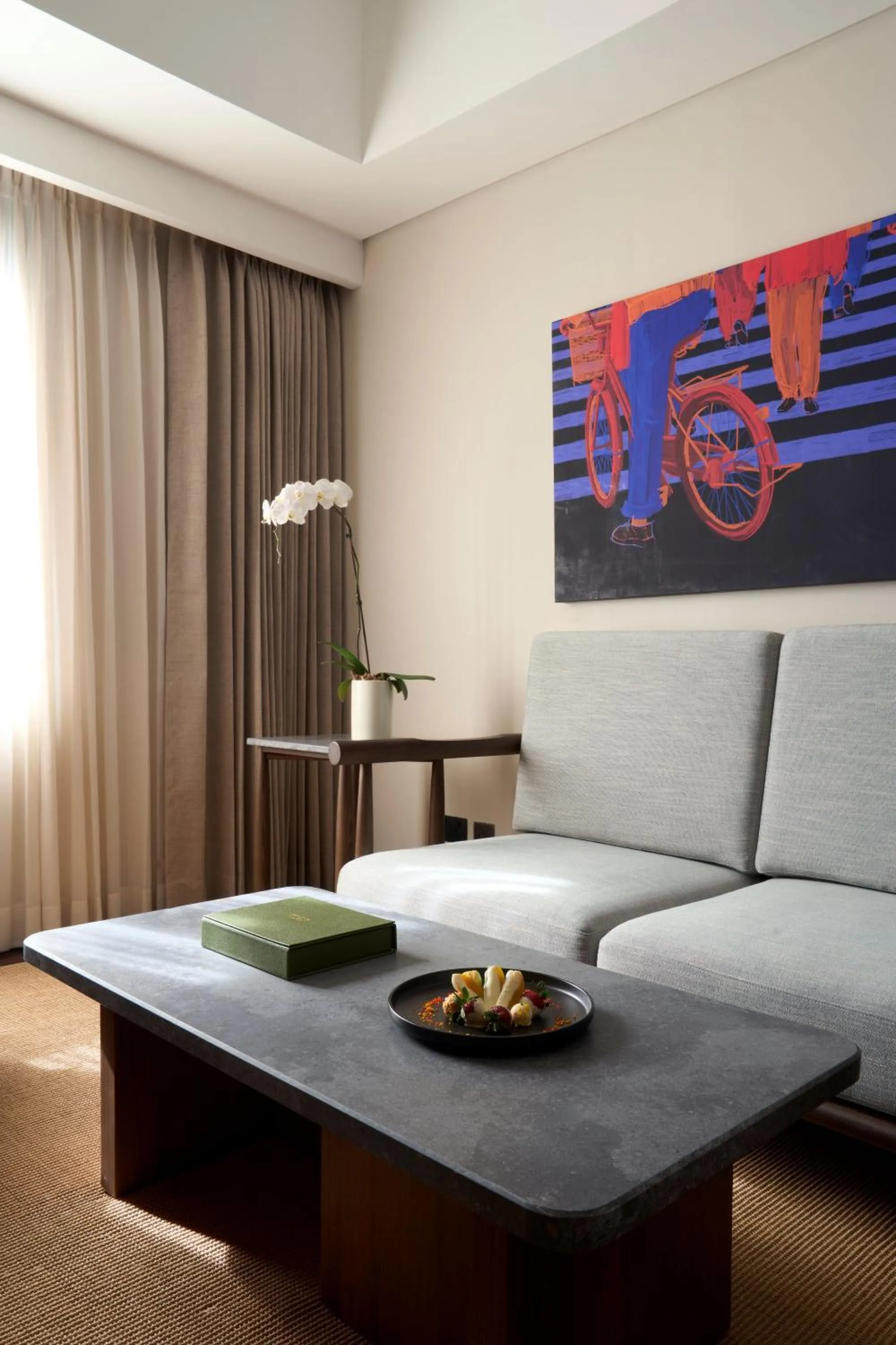 Living room in Seda Centrio Newly Renovated