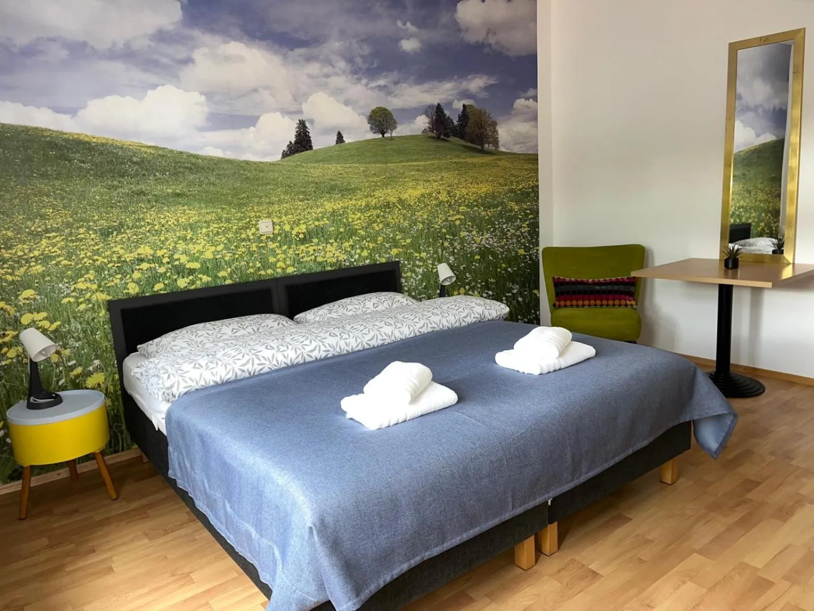 Two-Bedroom Family Apartment in Zur Sonne "Gasthaus-Bar-Events"