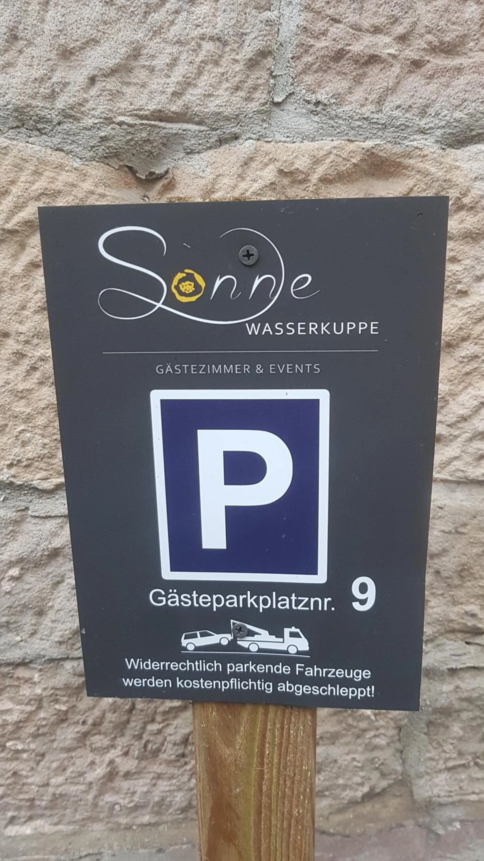 Parking in Zur Sonne "Gasthaus-Bar-Events"