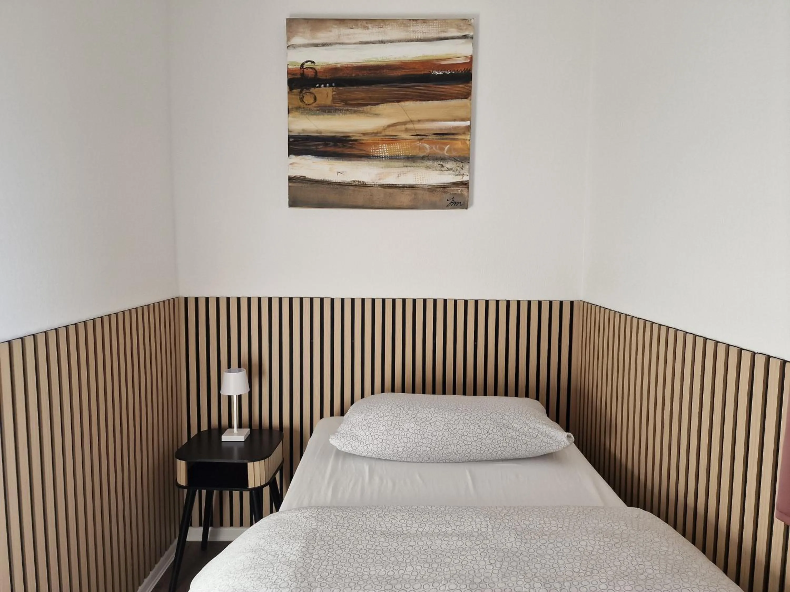 Bed in Zur Sonne "Gasthaus-Bar-Events"