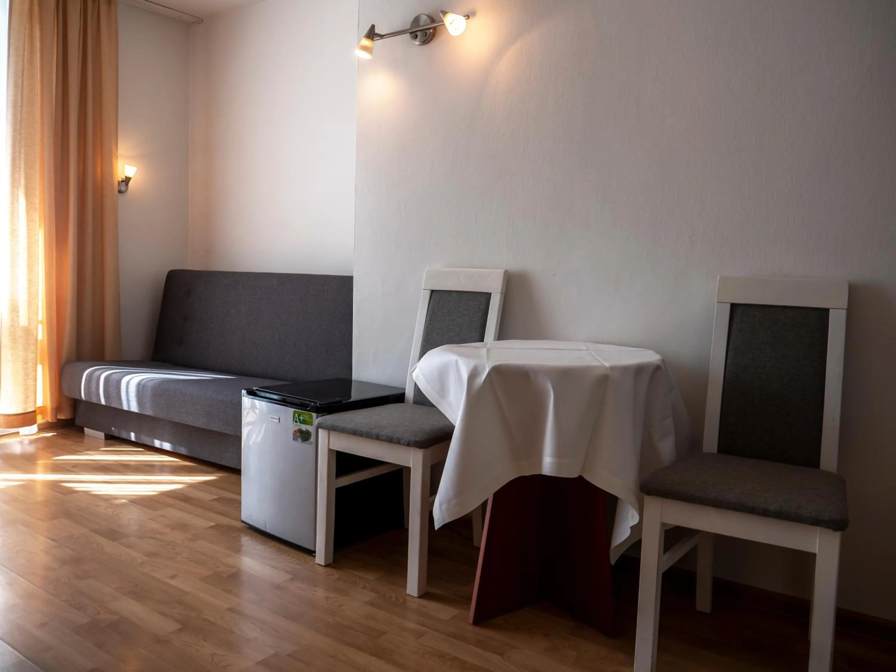 Photo of the whole room in Kolejarz Natura Tour