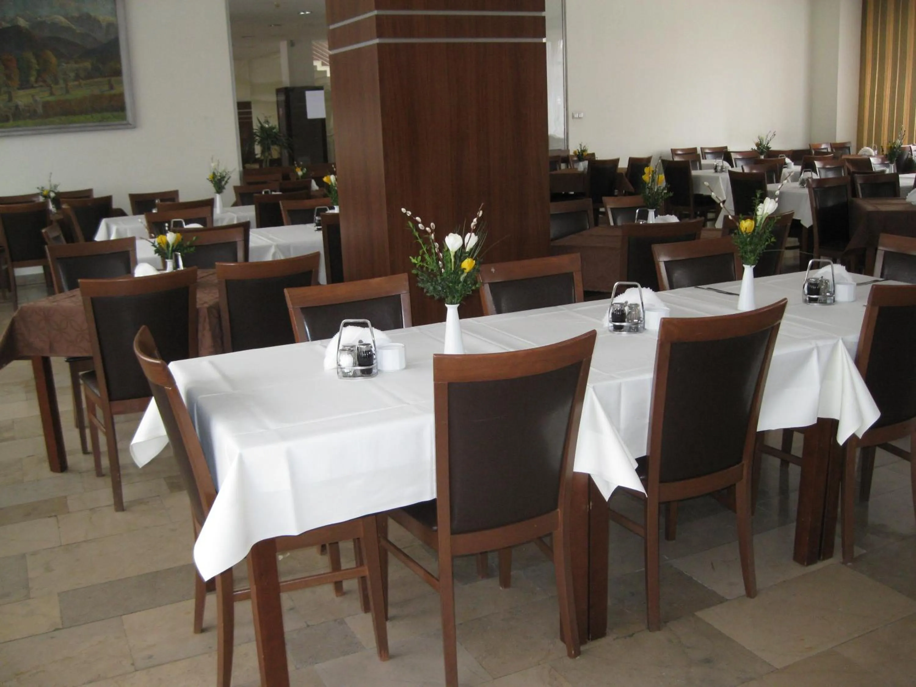 Restaurant/places to eat in Kolejarz Natura Tour