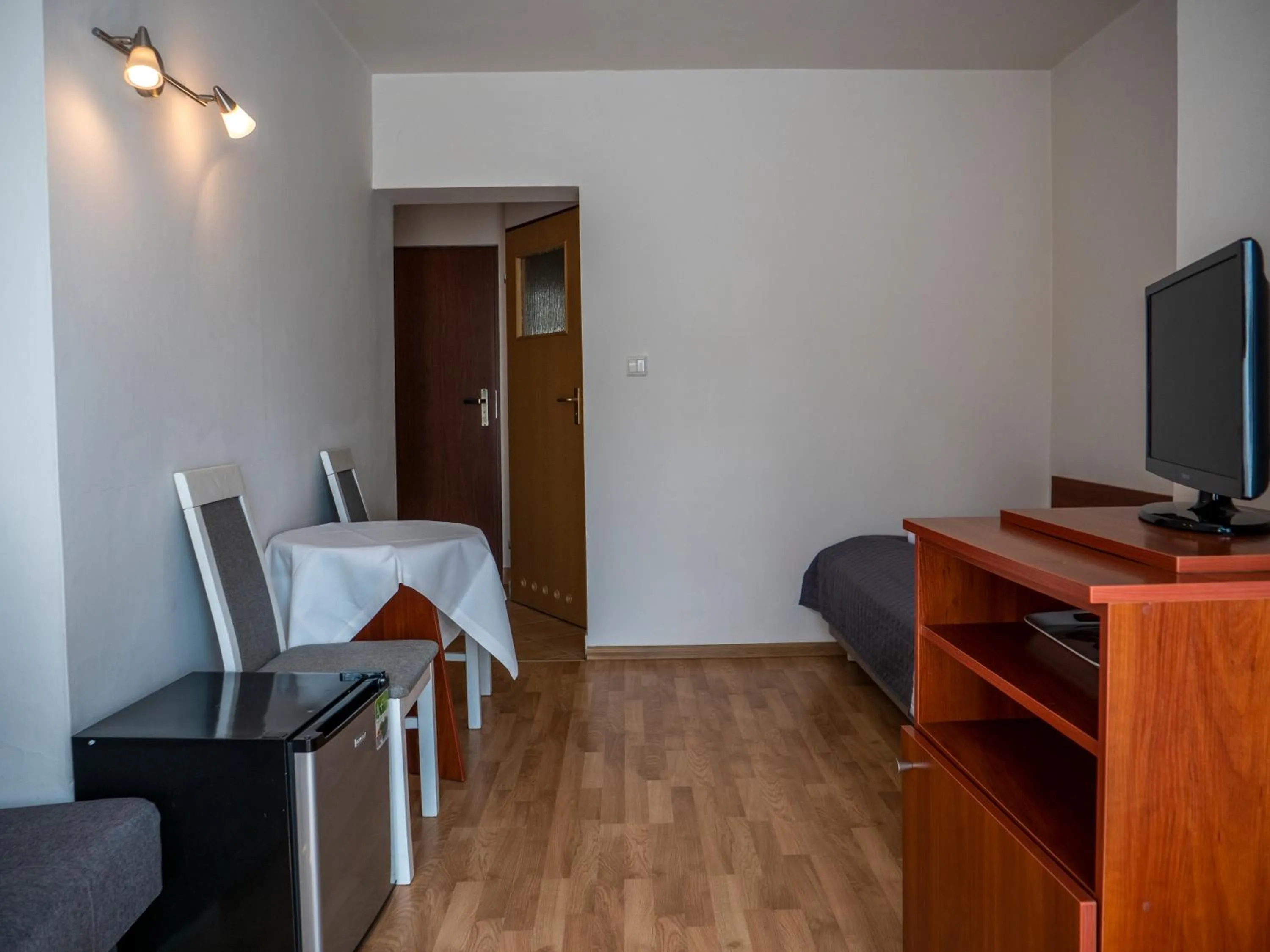 Photo of the whole room in Kolejarz Natura Tour