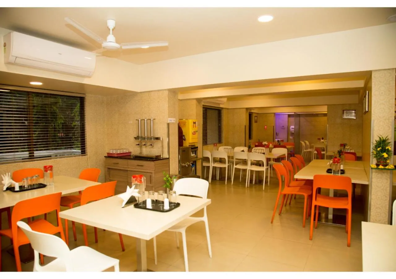 Restaurant/places to eat in Ashok Deluxe Apartments, Marol Andheri East