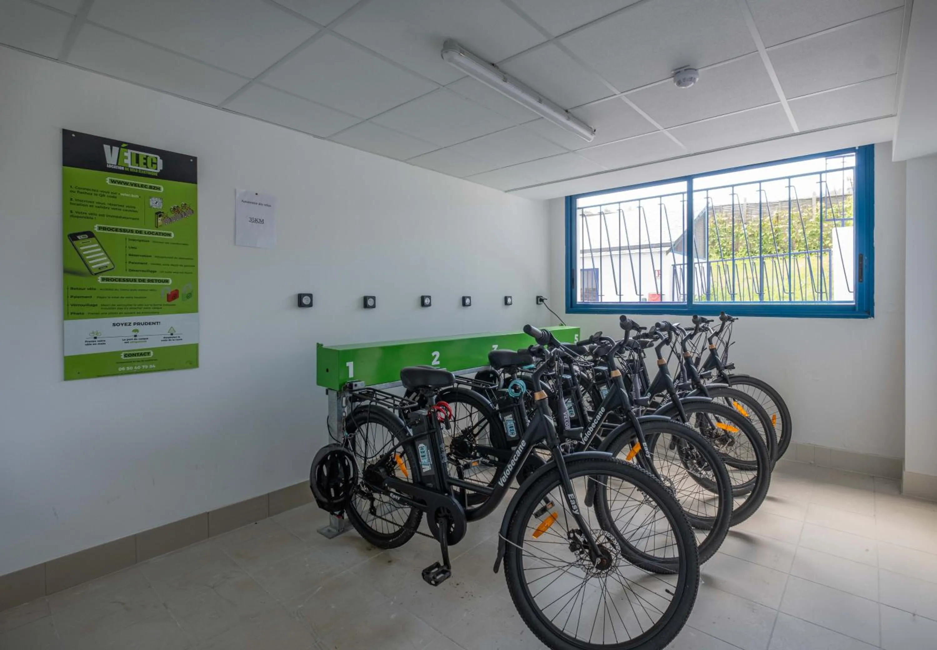 Cycling in L'Escale Marine, The Originals Relais