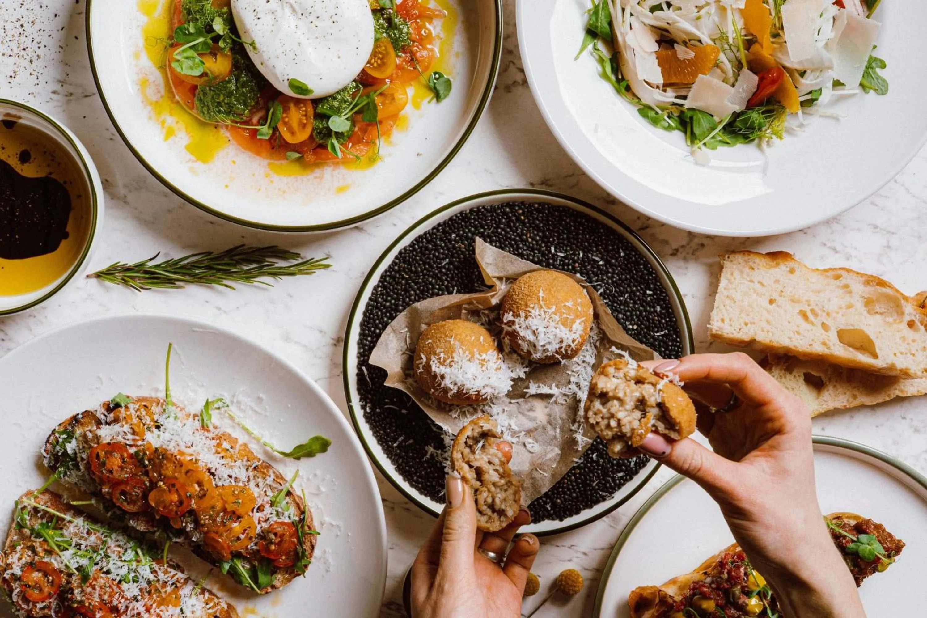 Restaurant/places to eat in Sheraton Poznan Hotel