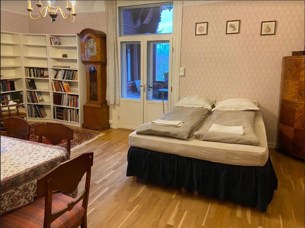 Bed in Villa Internationals