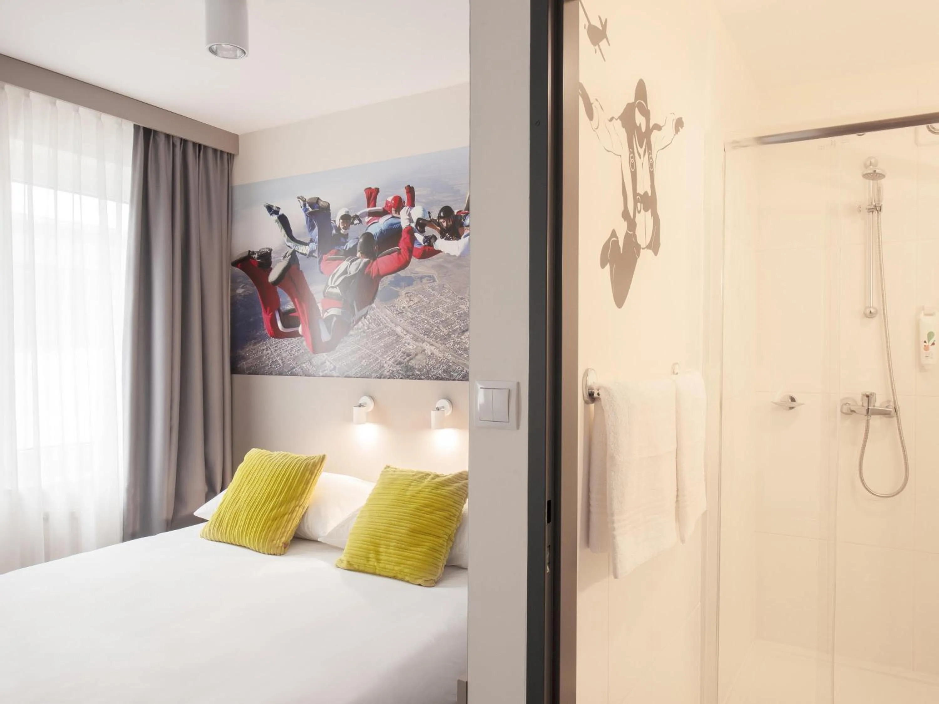 Bedroom, Bed in ibis Styles Warszawa West