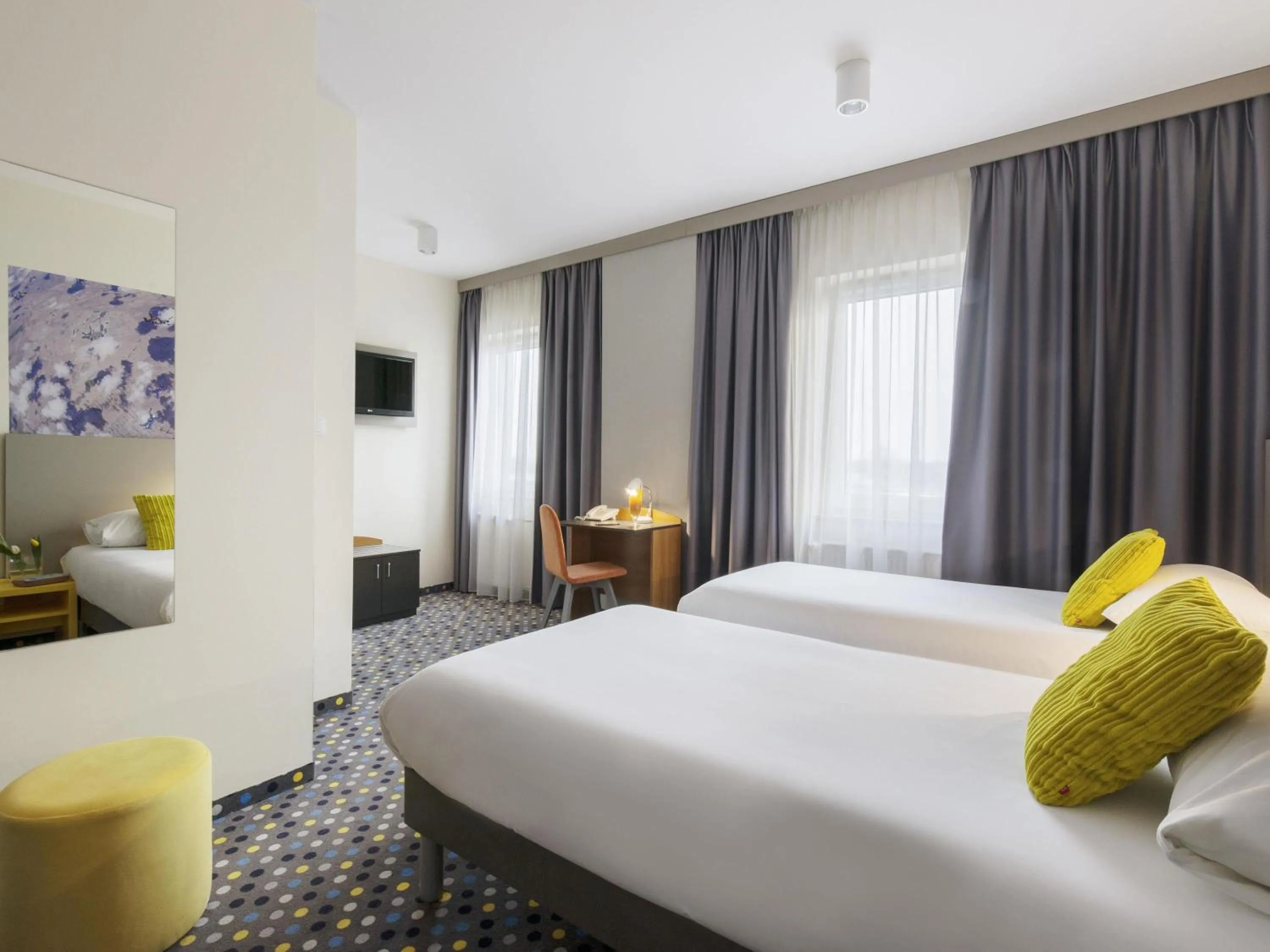 Bedroom, Bed in ibis Styles Warszawa West