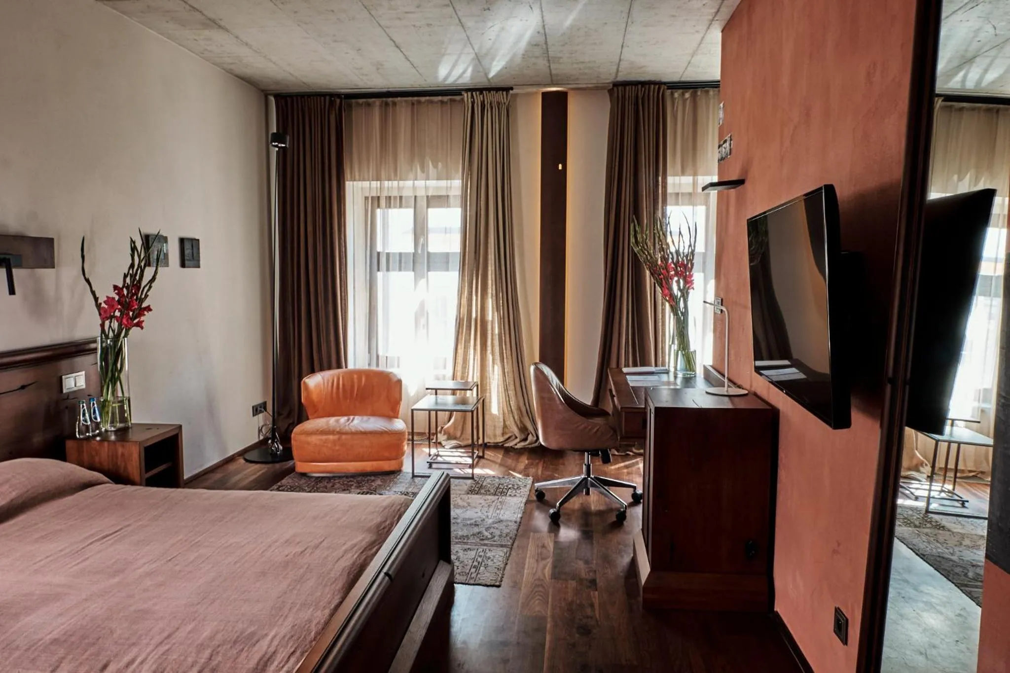 TV and multimedia, Bed in Hotel Stary