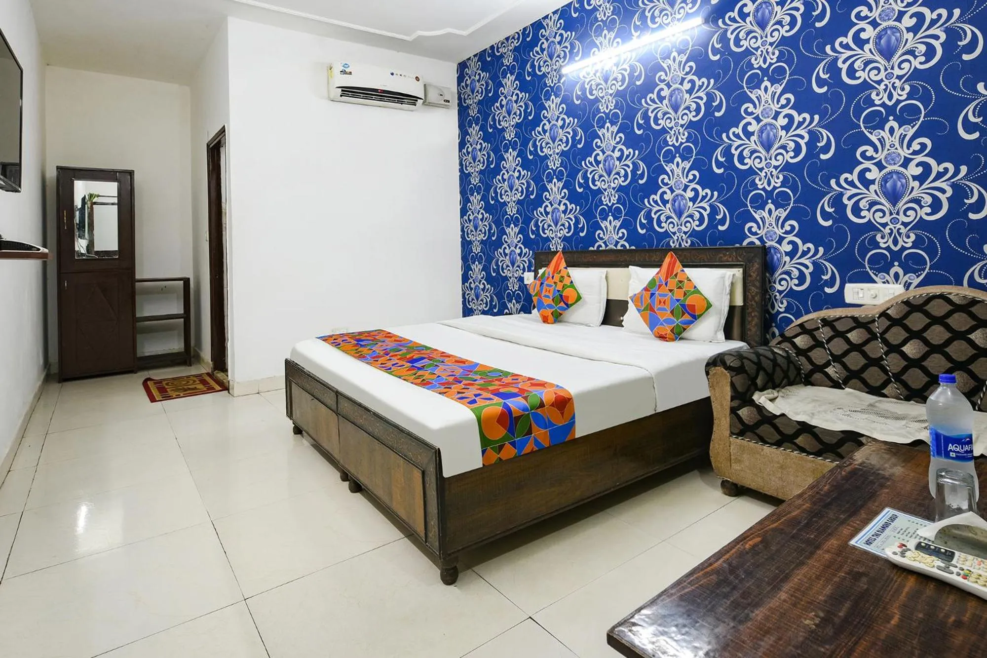 Bed in Via Diamond Sector 45