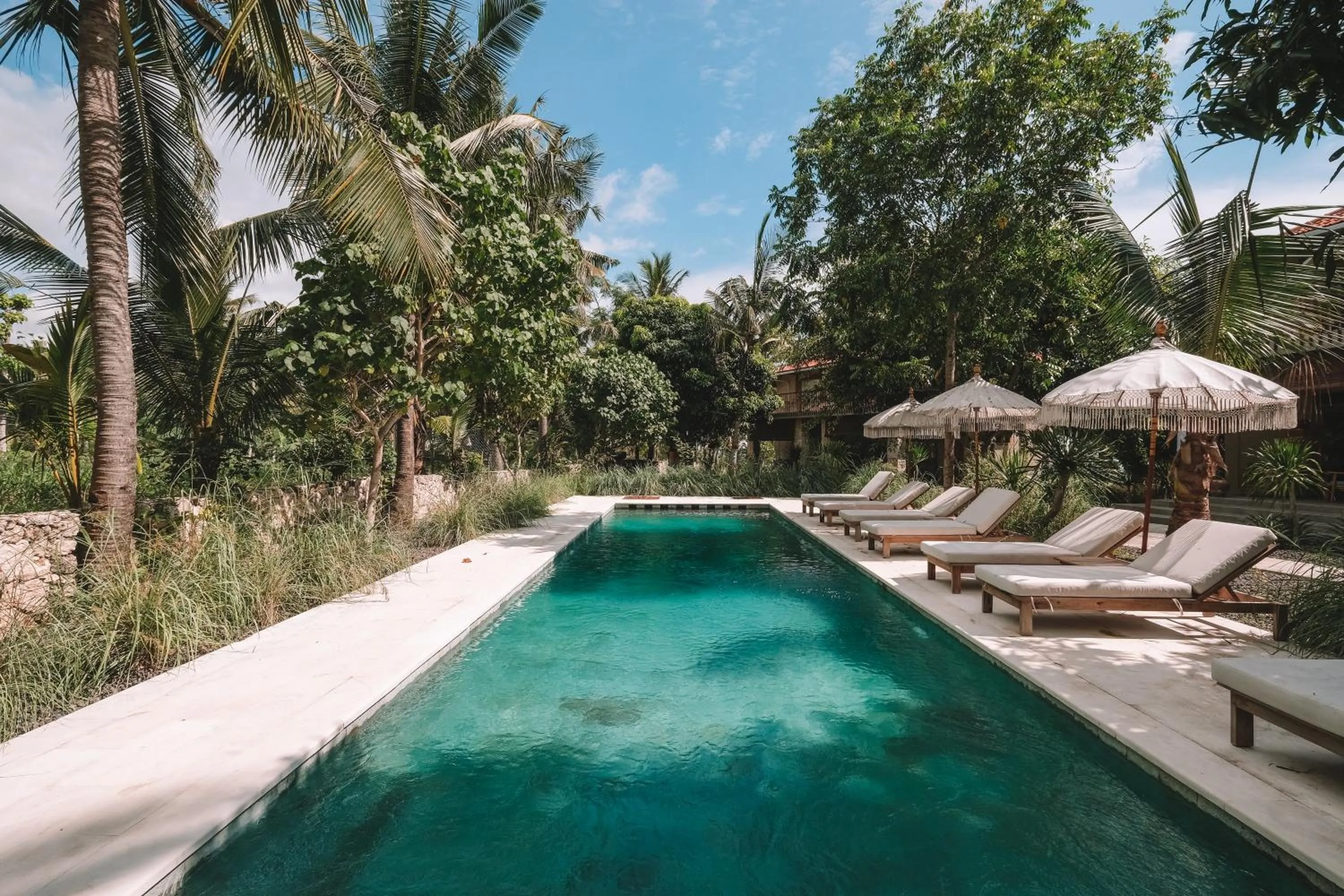 Swimming pool in Diamond Beach Villas