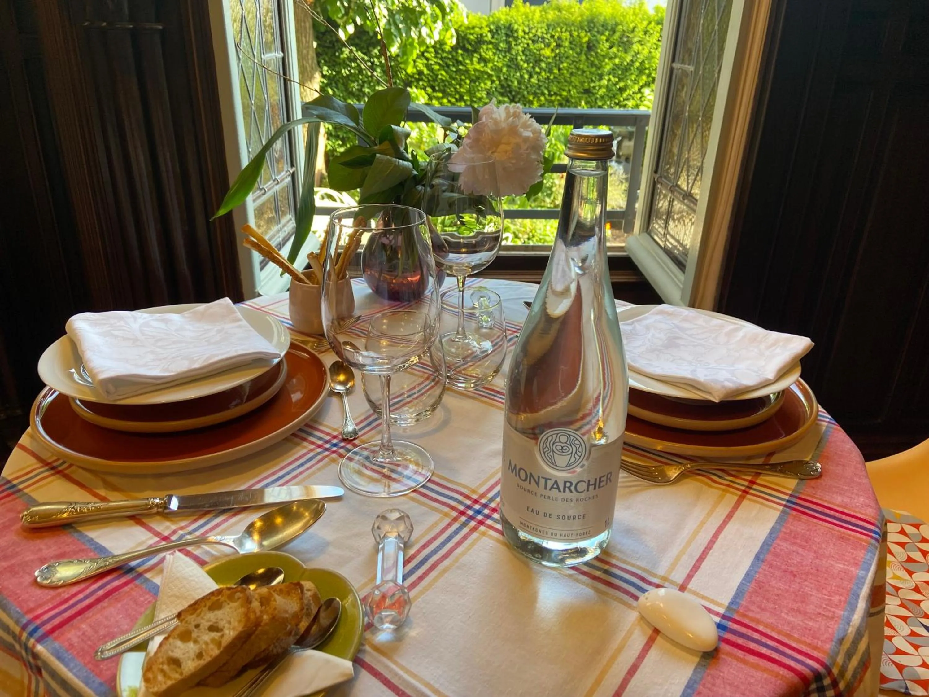 Restaurant/places to eat in Le Passagran