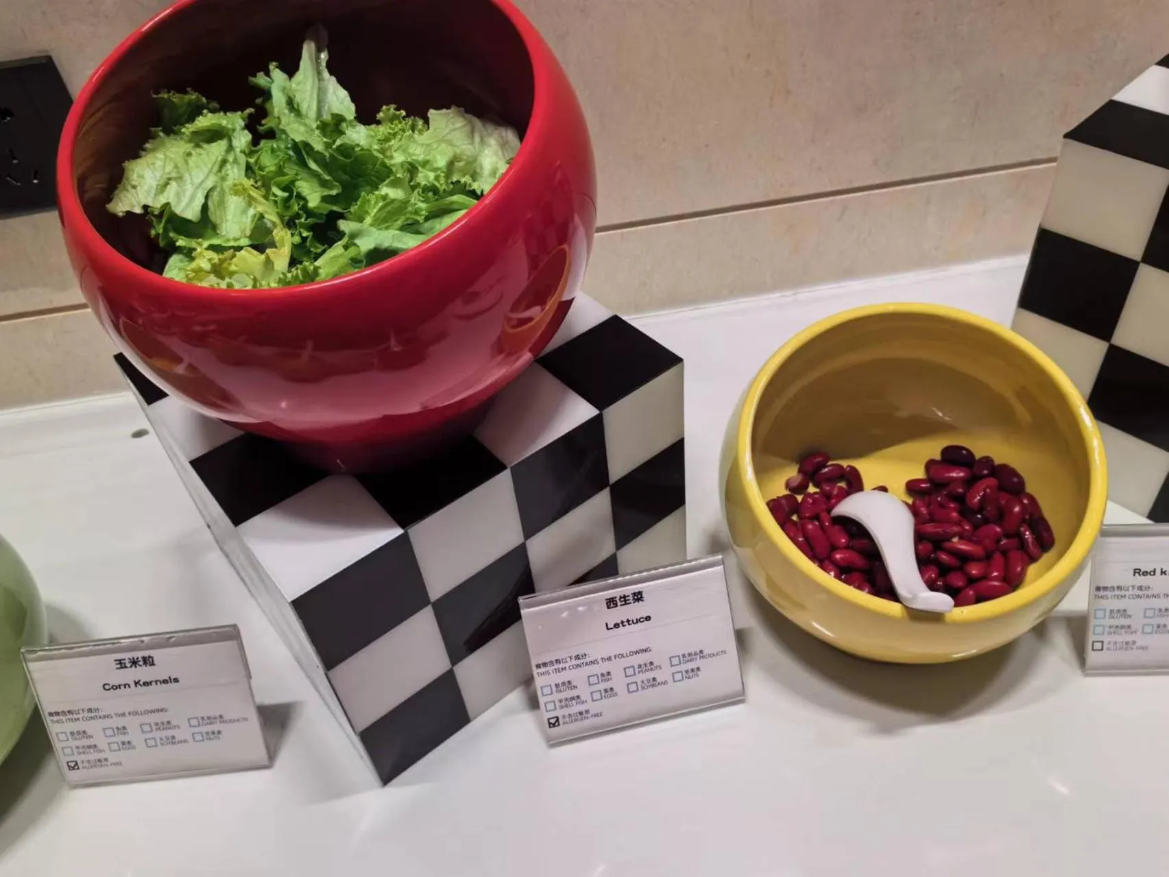 Restaurant/places to eat in Holiday Inn Express Xi'an Qujiang Center by IHG