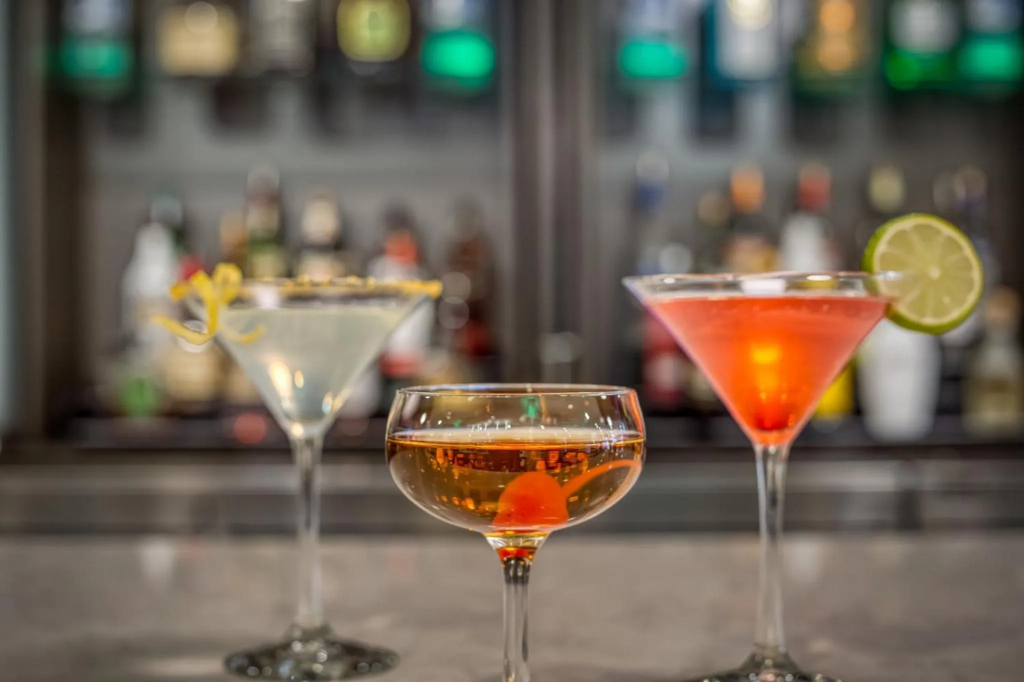 Lounge or bar in Holiday Inn Kansas City - Downtown by IHG