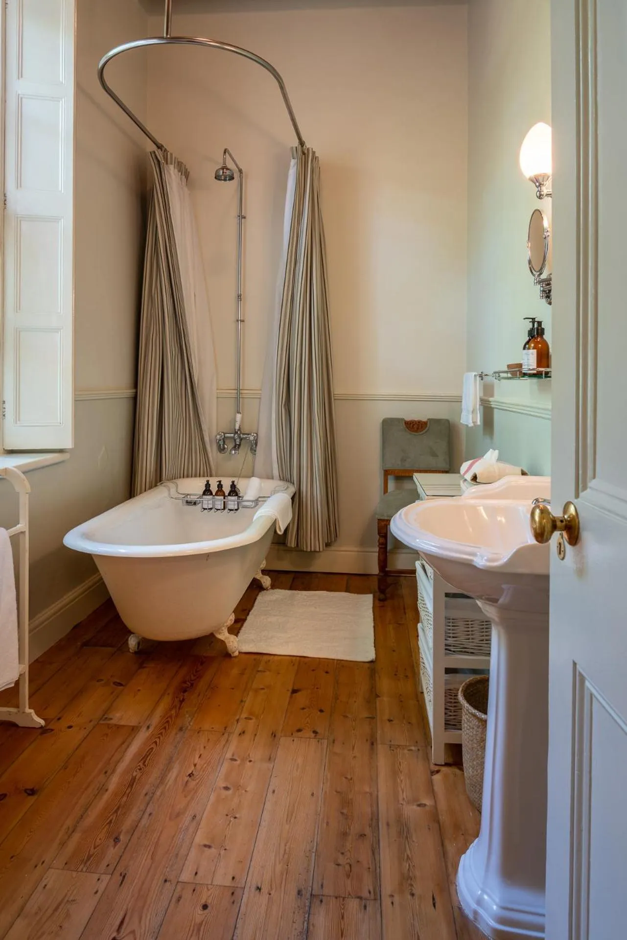 Toilet in Bartholomeus Klip Farmhouse at Elandsberg Nature Reserve