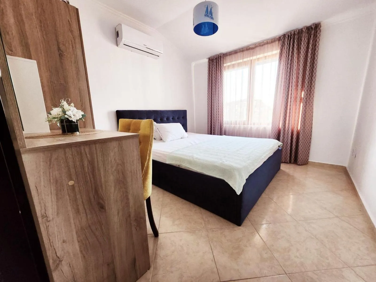 Bed in Famagusta Antoniya