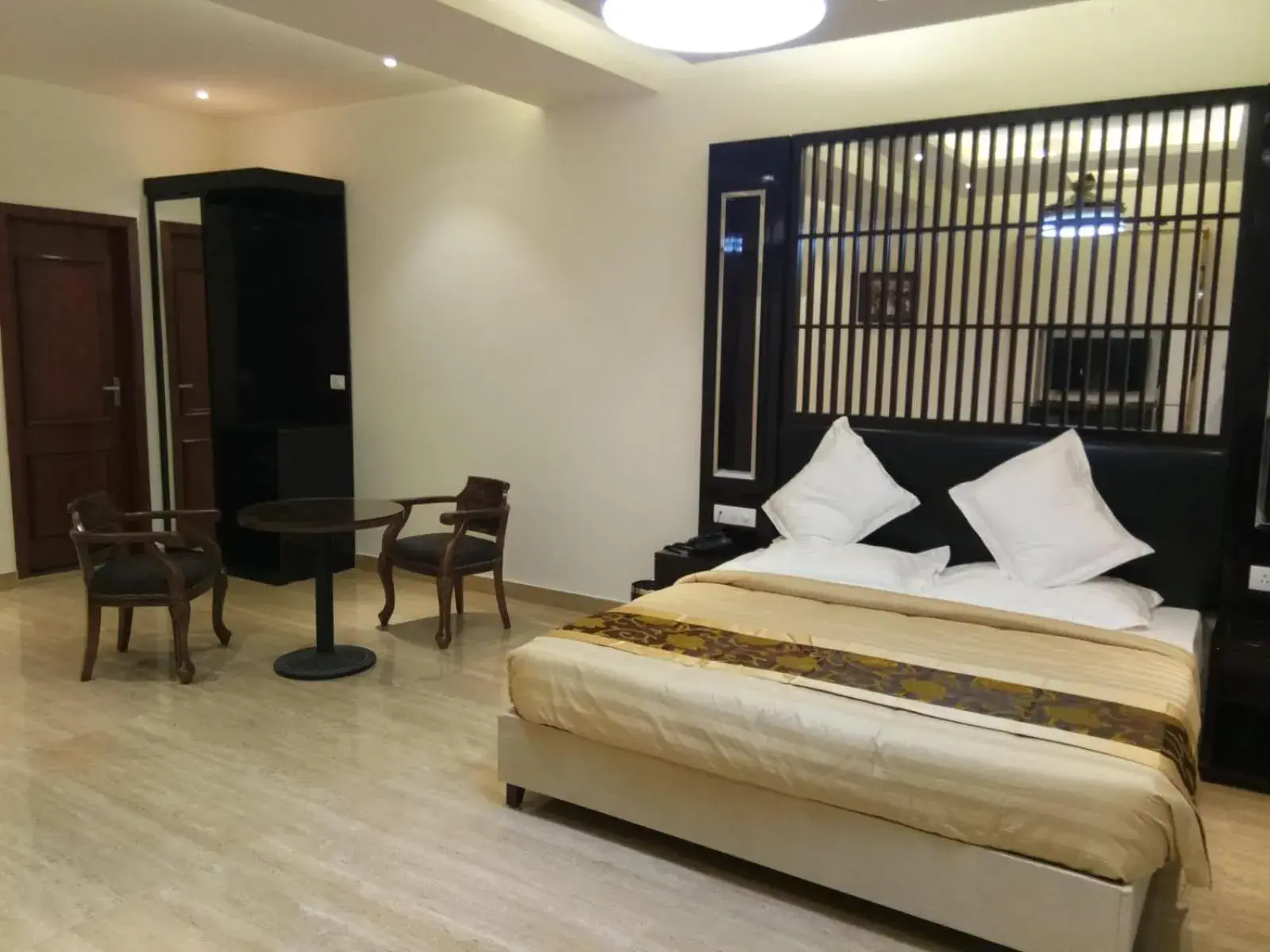HOTEL NEW ANAND PALACE HOTEL NEW ANAND PALACE