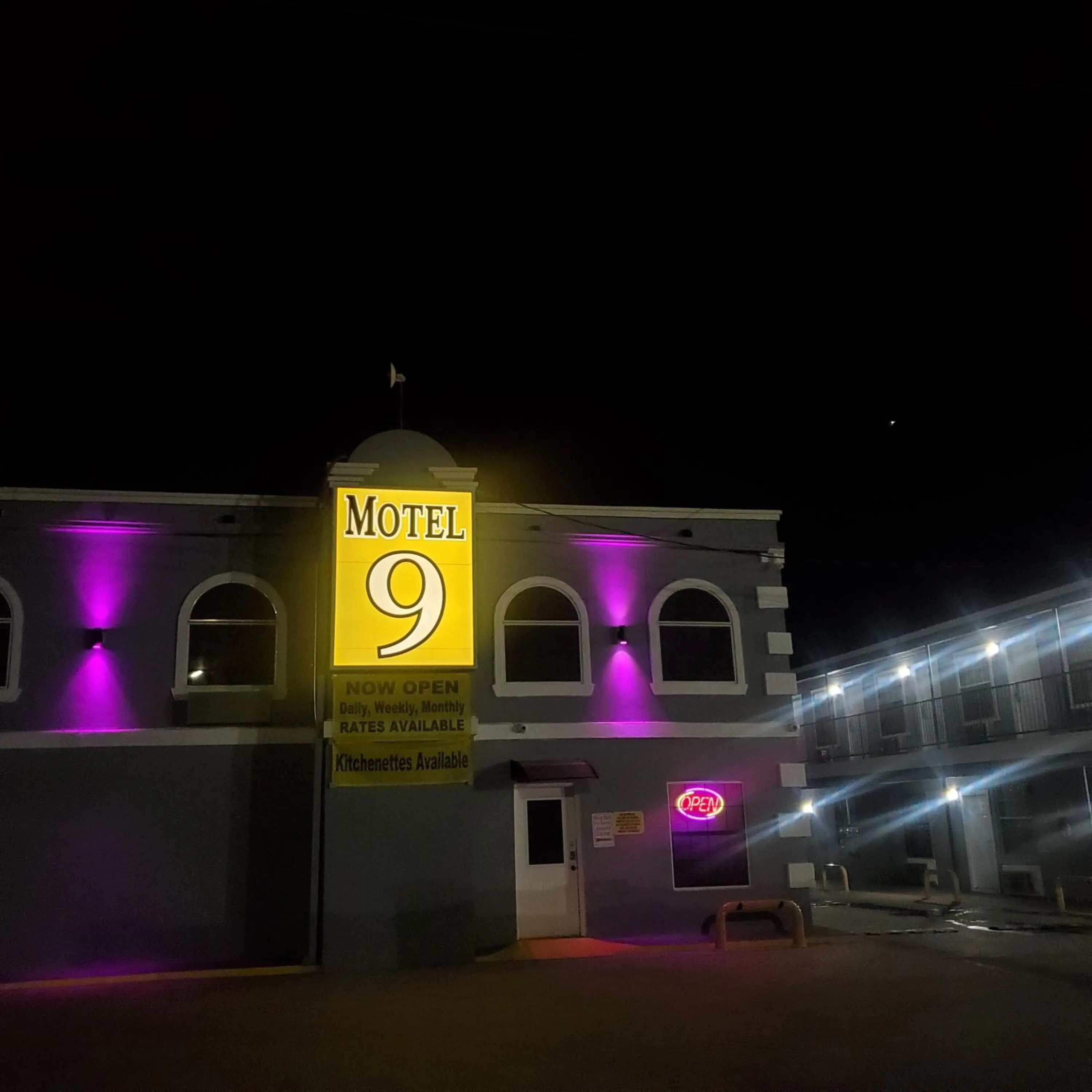 Property building in Motel 9