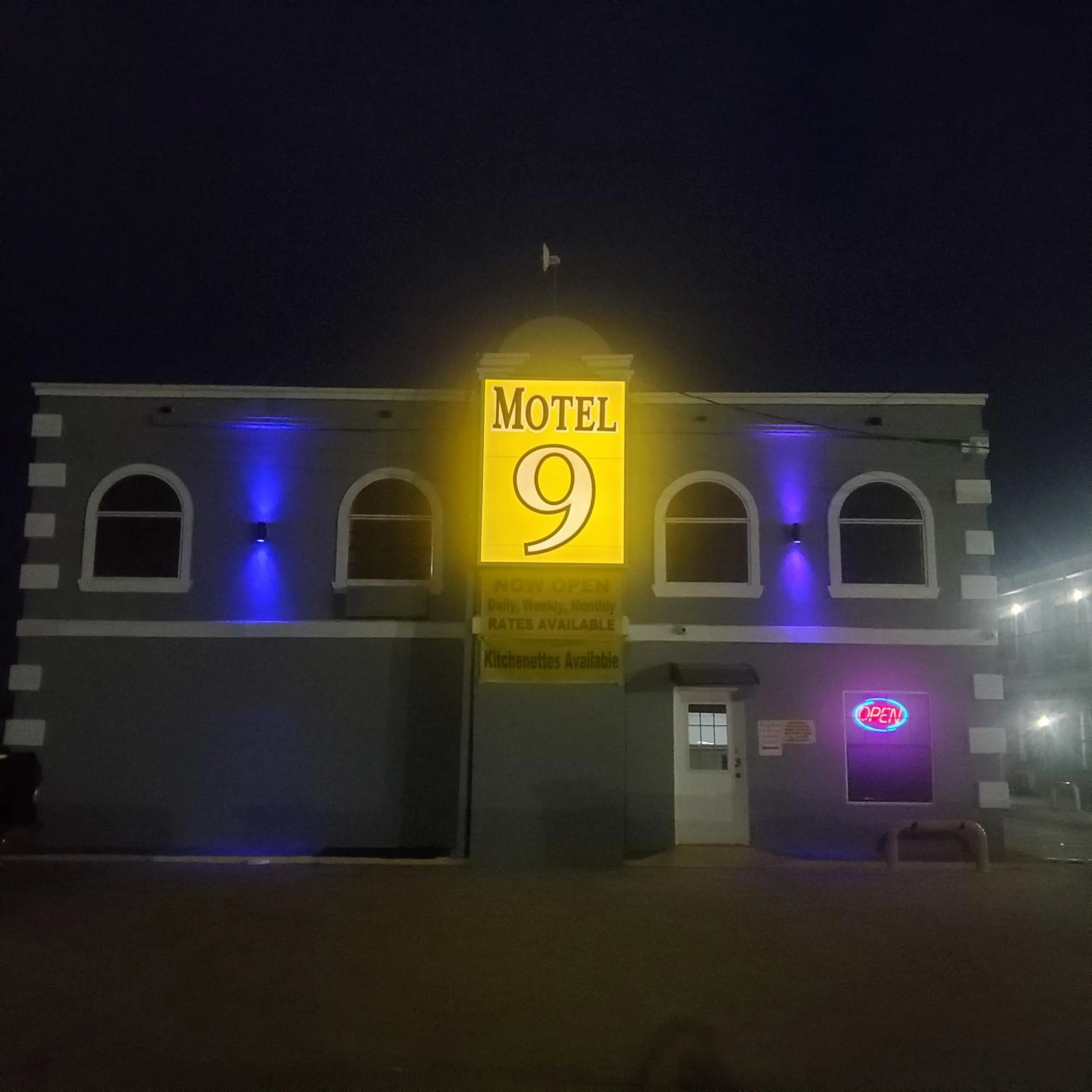 Property building in Motel 9