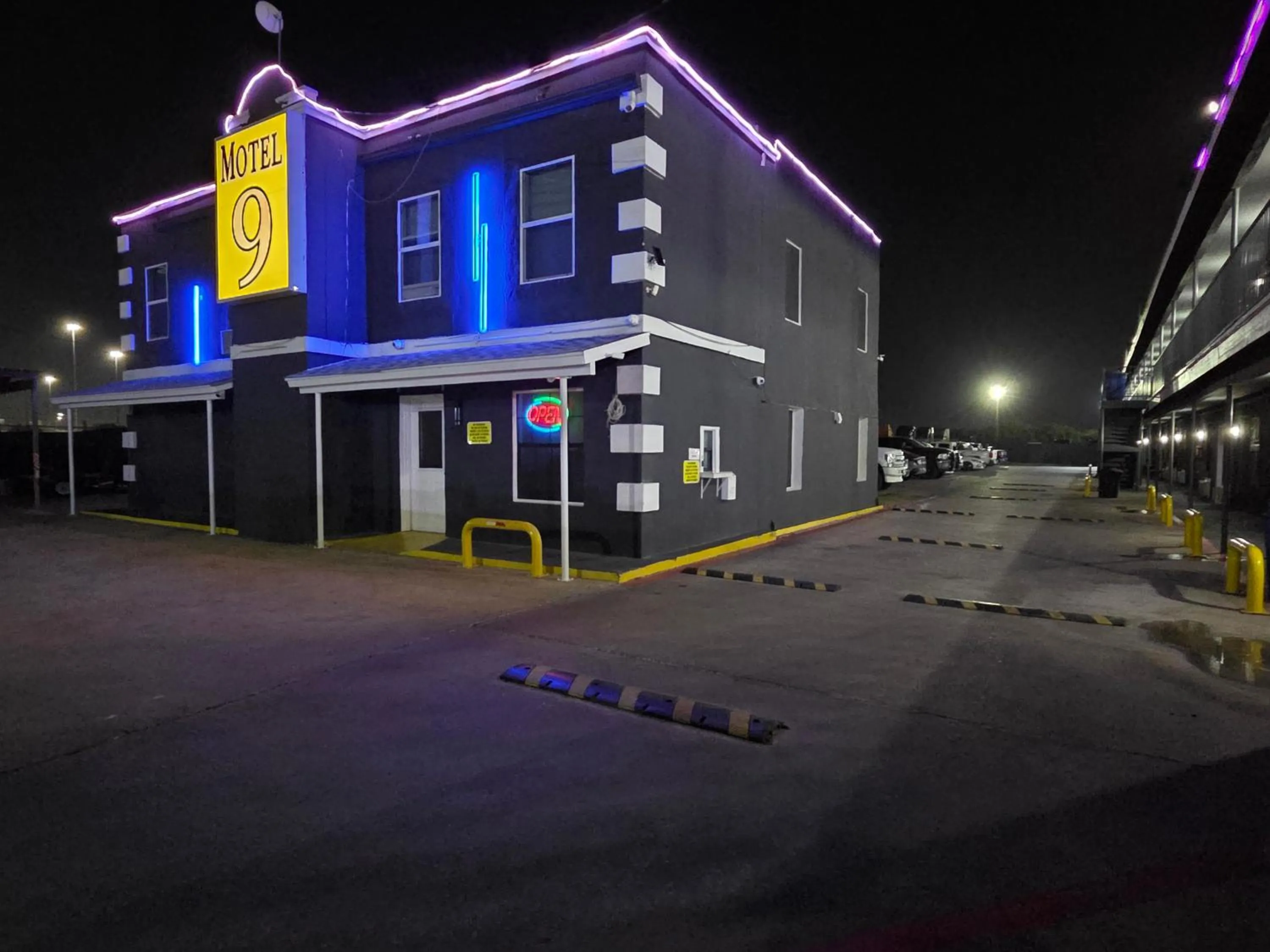 Property building in Motel 9