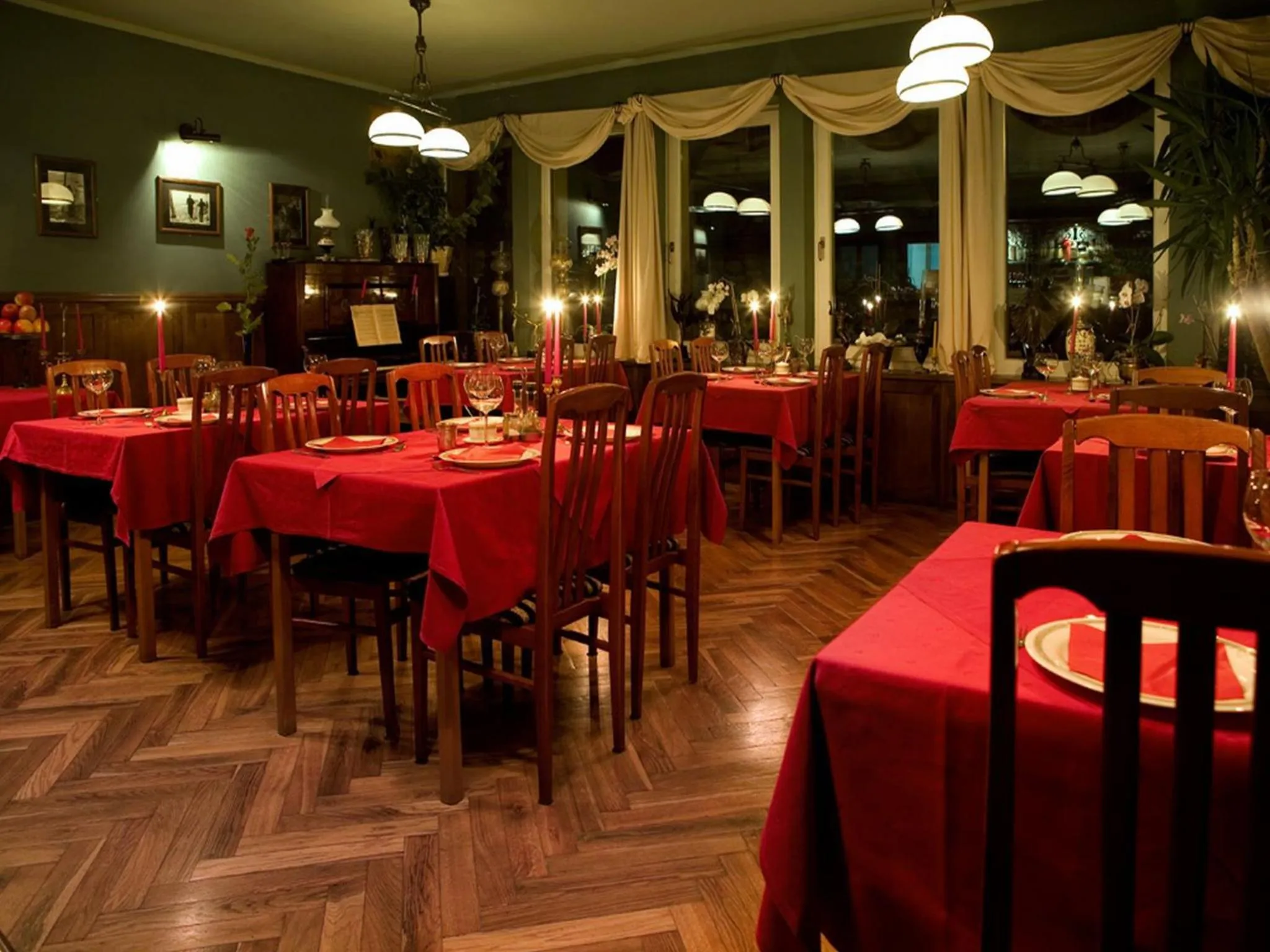 Restaurant/places to eat in Szarotka