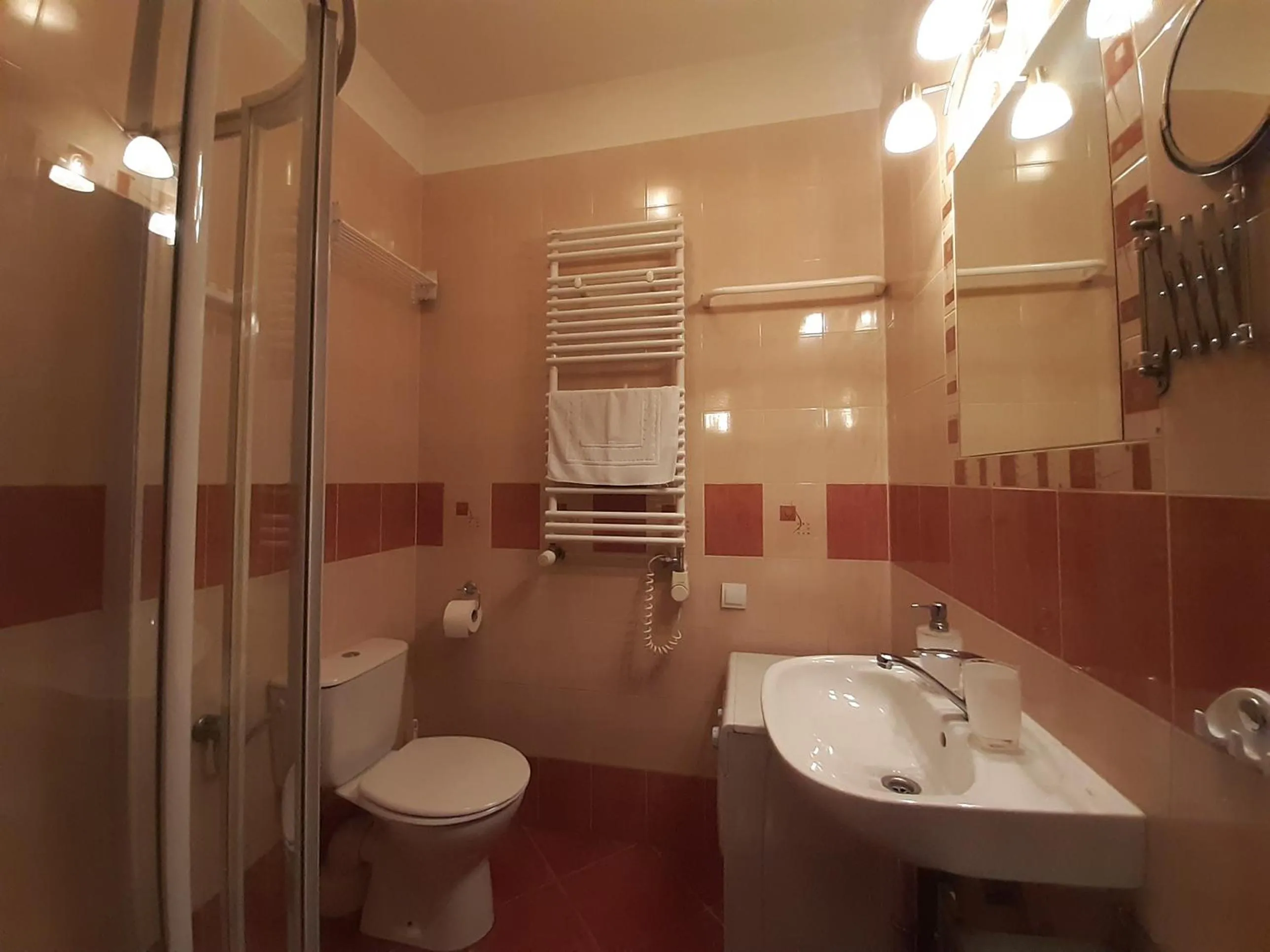 Shower in Kazimierz Secret