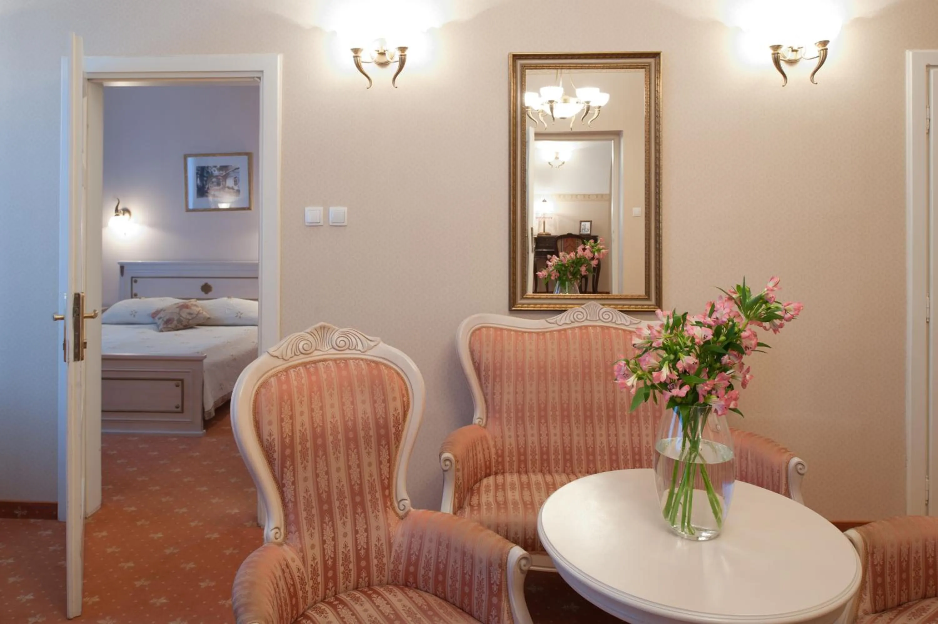 Seating area in Great Polonia Kraków Old Town