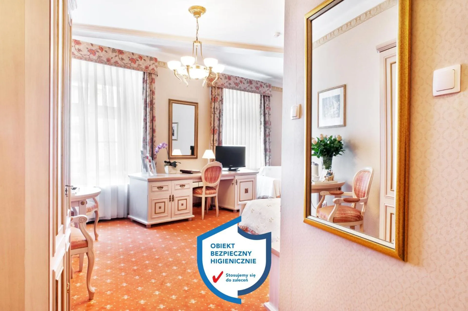 Photo of the whole room in Great Polonia Kraków Old Town