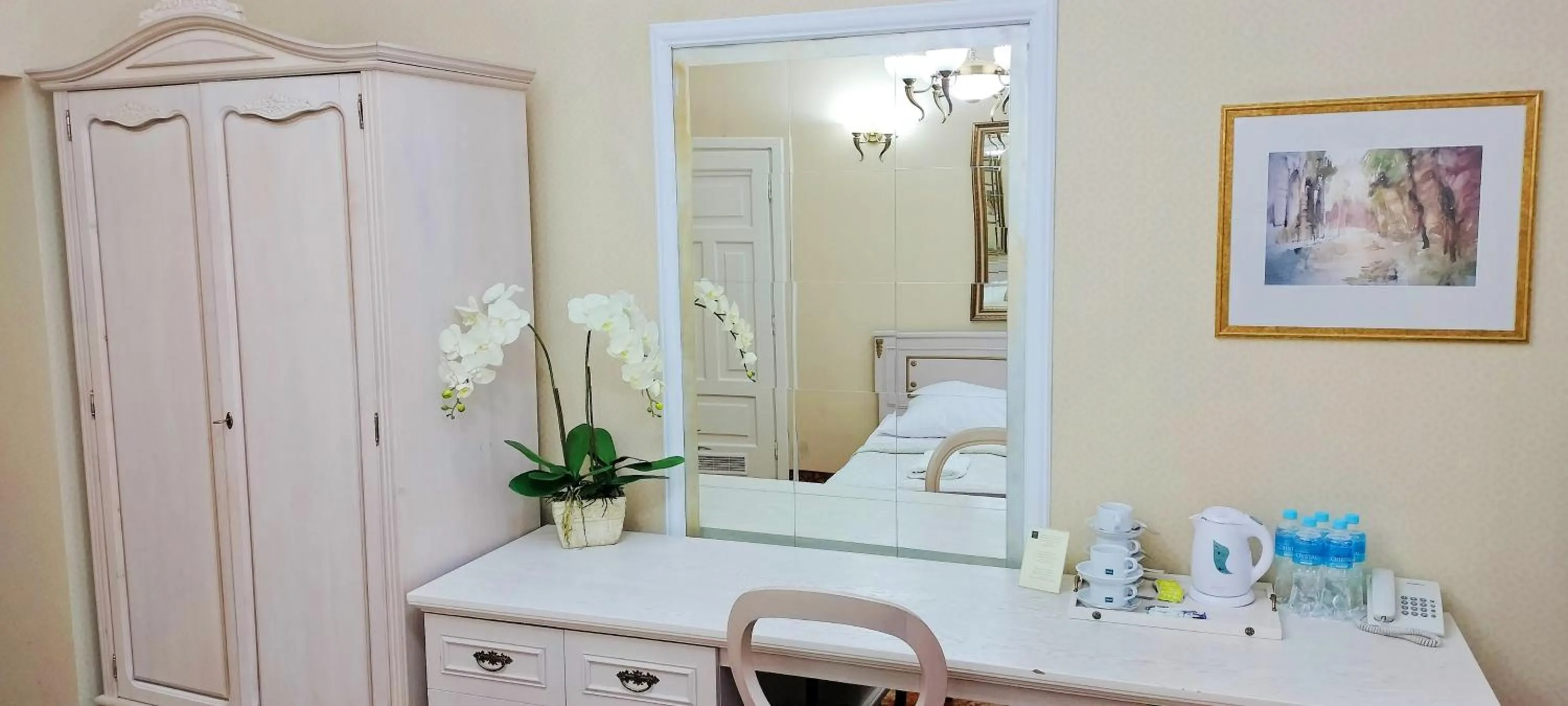 Photo of the whole room in Great Polonia Kraków Old Town