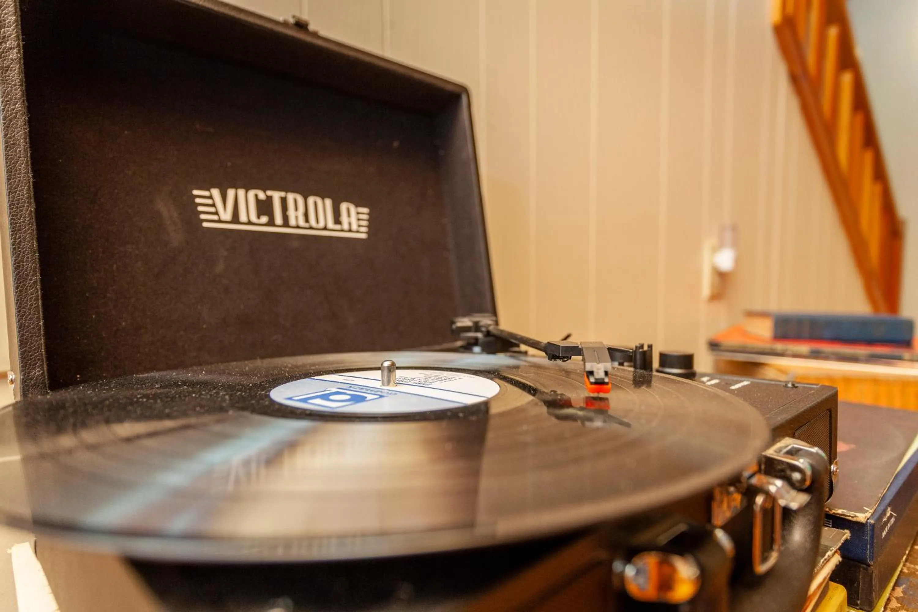 Sleepy Hollow 5BR Cabin - National Park 7 Min, Hot Tub, Fire Pit, Sleeps 12