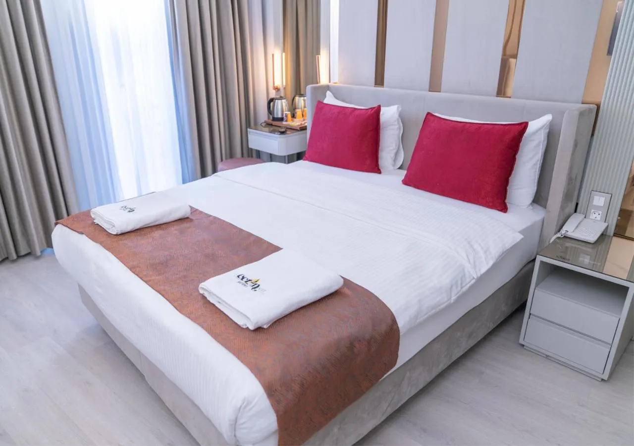 towels, Bed in Cetin Port Hotel