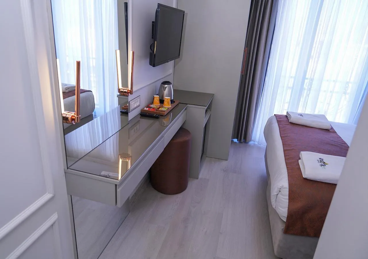 Quiet street view, Bed in Cetin Port Hotel