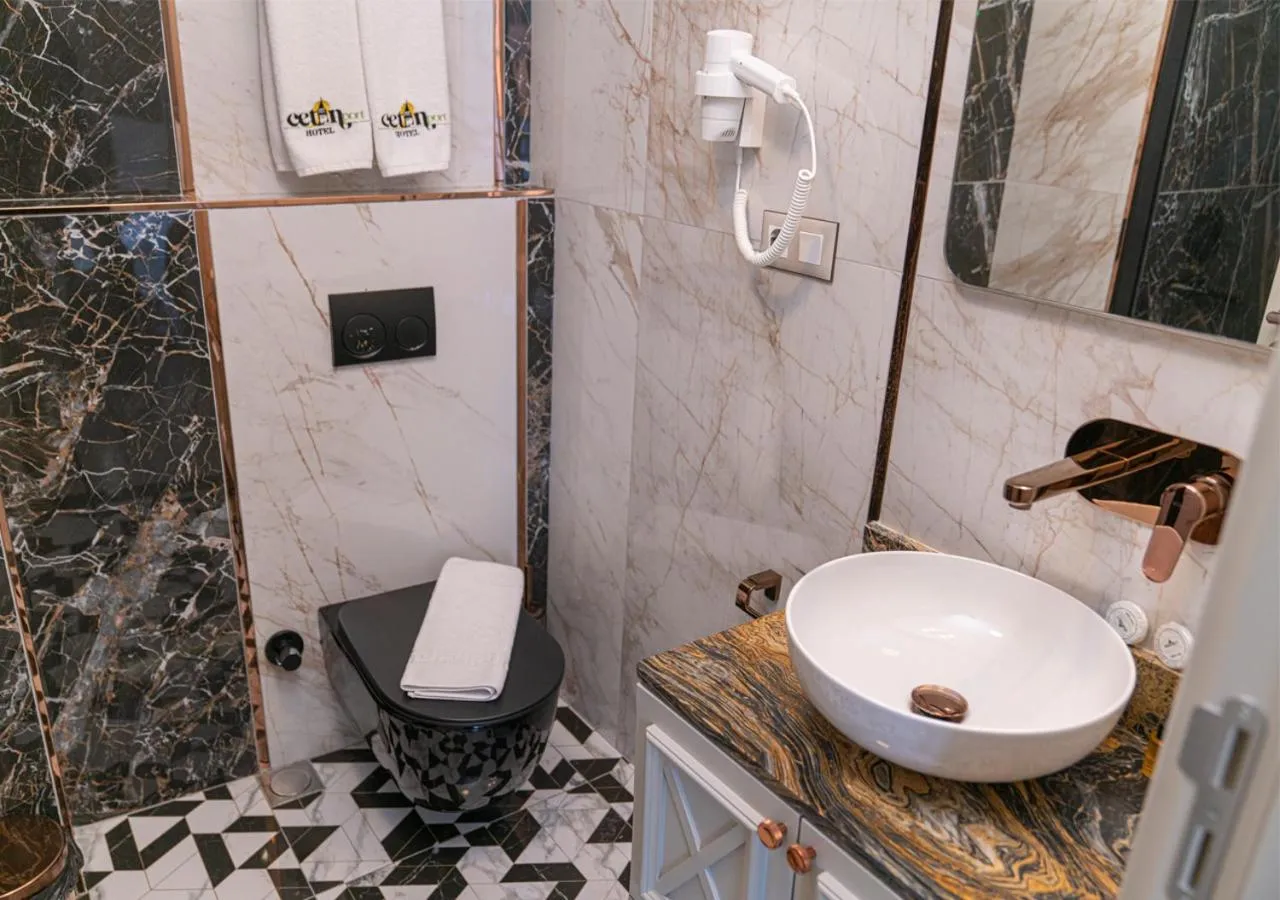 Bathroom in Cetin Port Hotel
