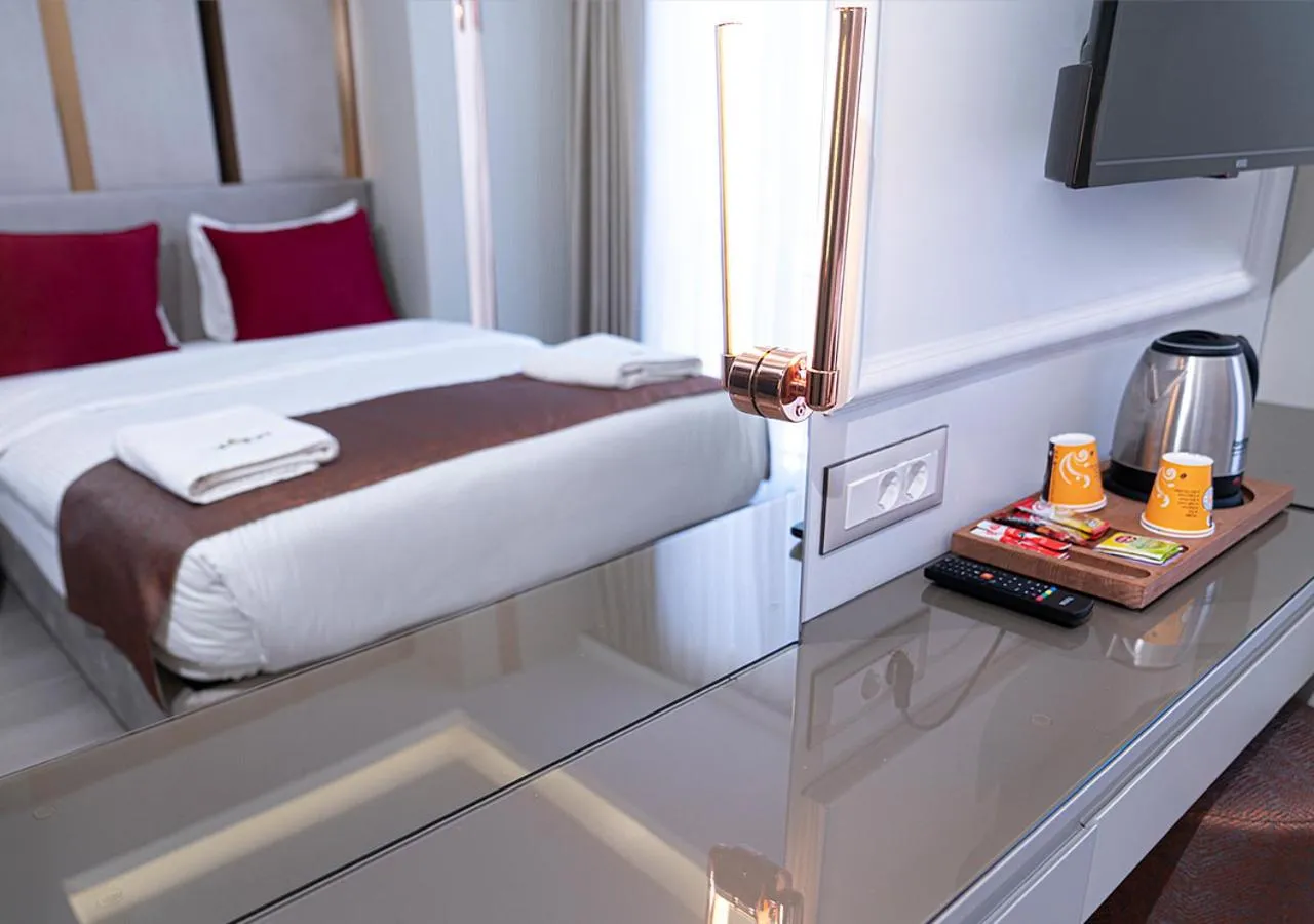 Coffee/tea facilities, Bed in Cetin Port Hotel